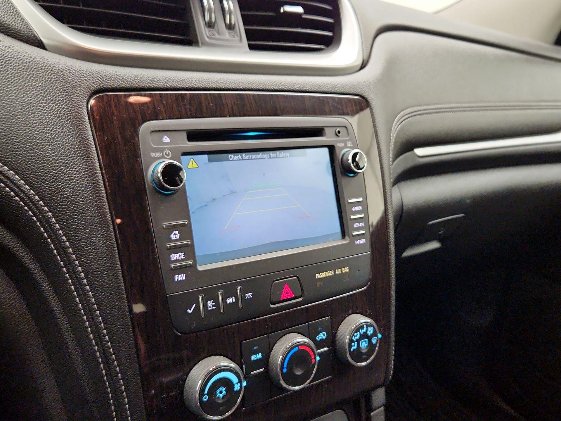 Thumbnail: 2017 Chevrolet Traverse - 14
