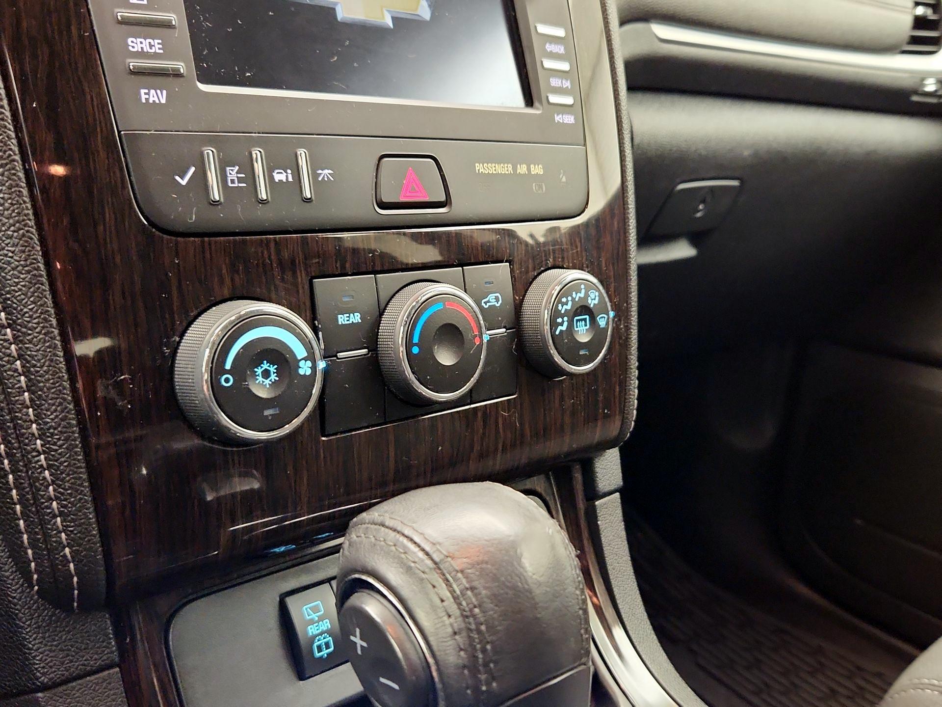 Thumbnail: 2017 Chevrolet Traverse - 16