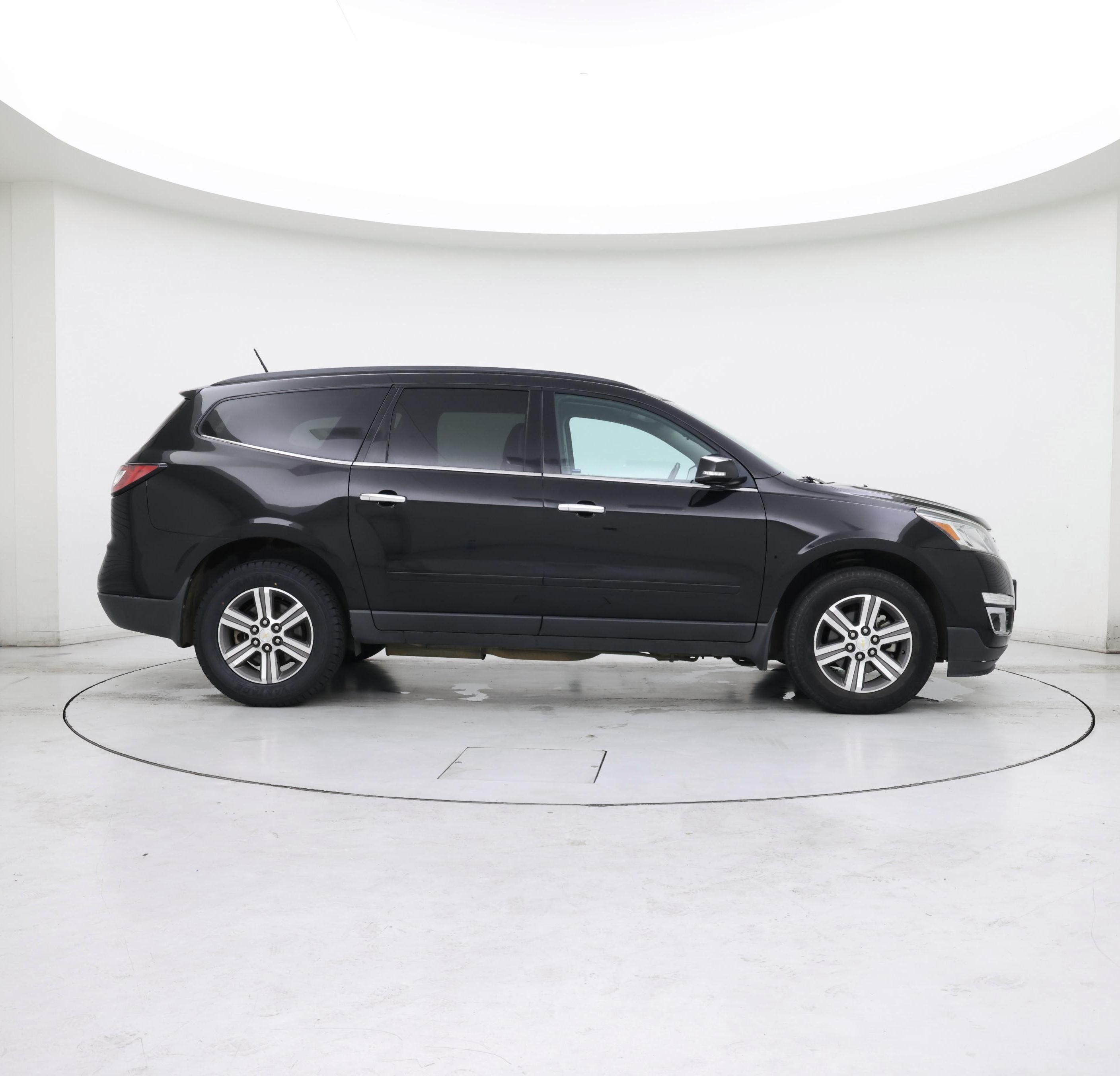 Thumbnail: 2017 Chevrolet Traverse - 7