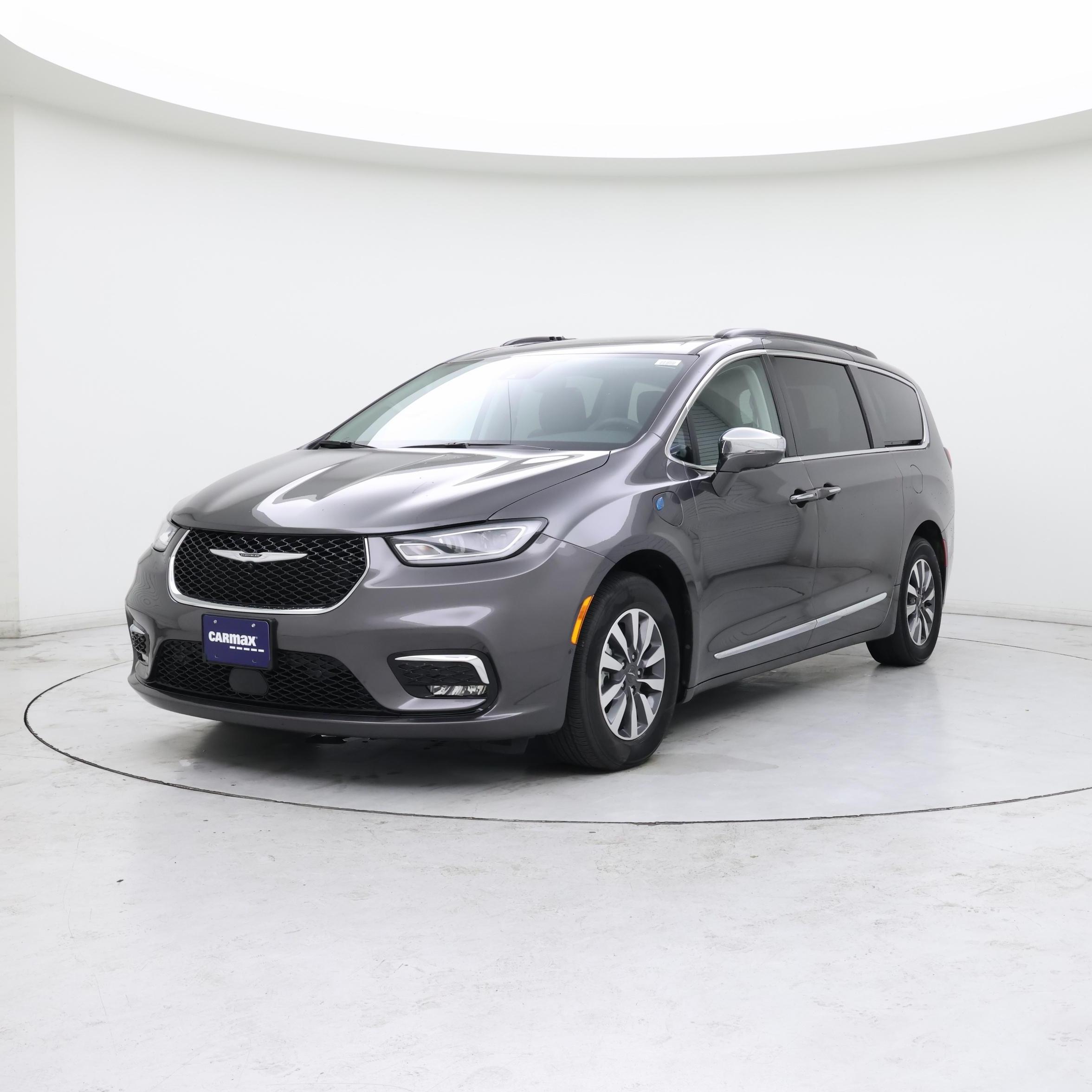 Thumbnail: 2022 Chrysler Pacifica - 4
