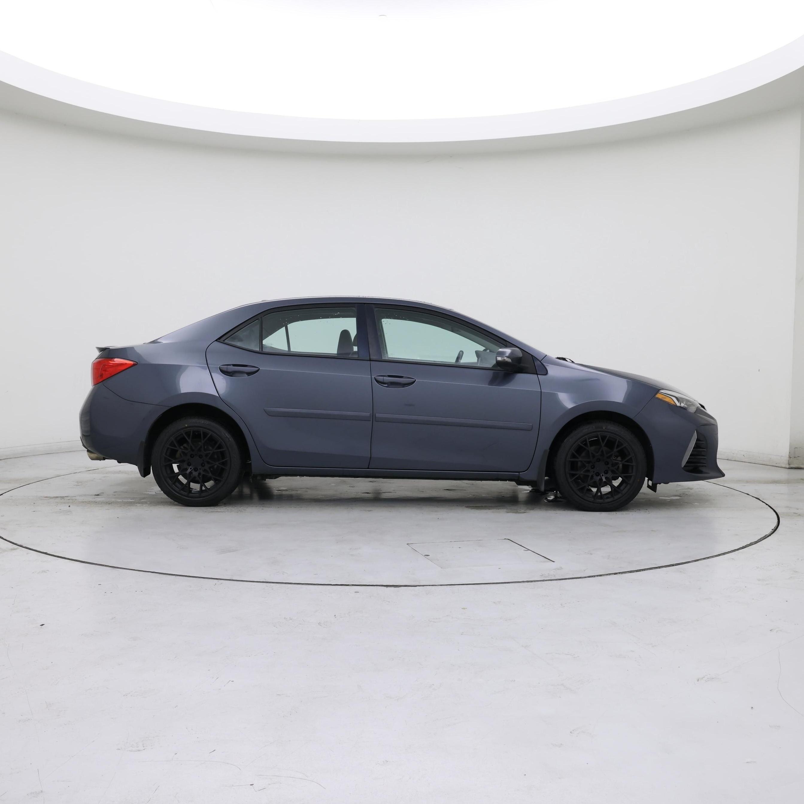 Thumbnail: 2017 Toyota Corolla - 7