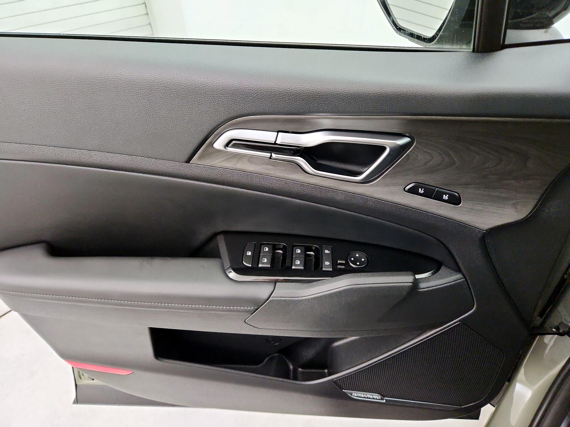 Thumbnail: 2025 Kia Sportage - 12