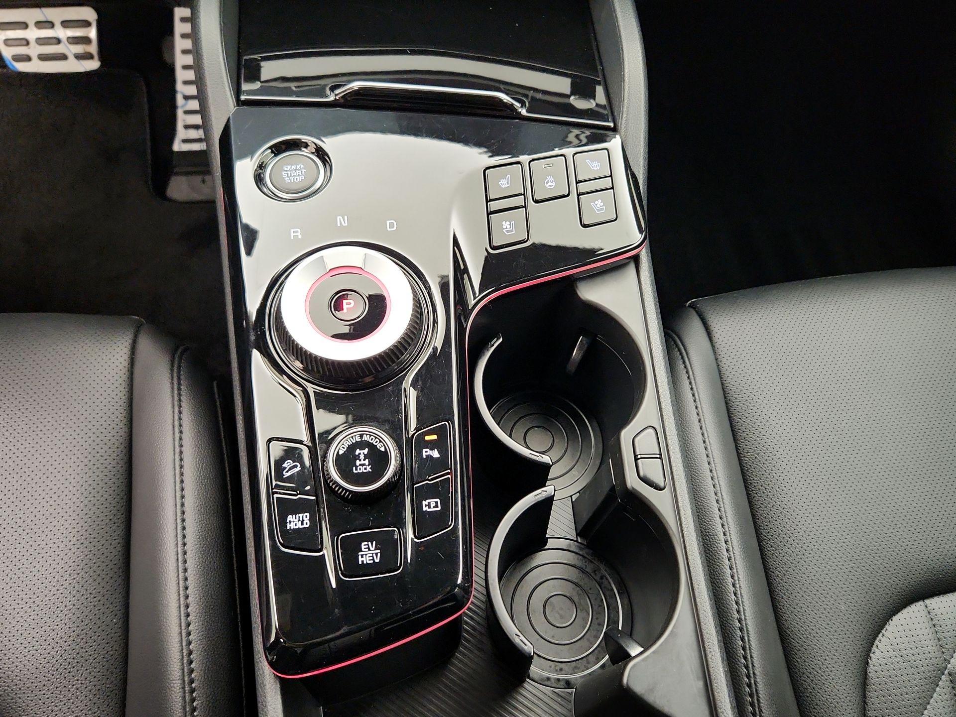 Thumbnail: 2025 Kia Sportage - 18