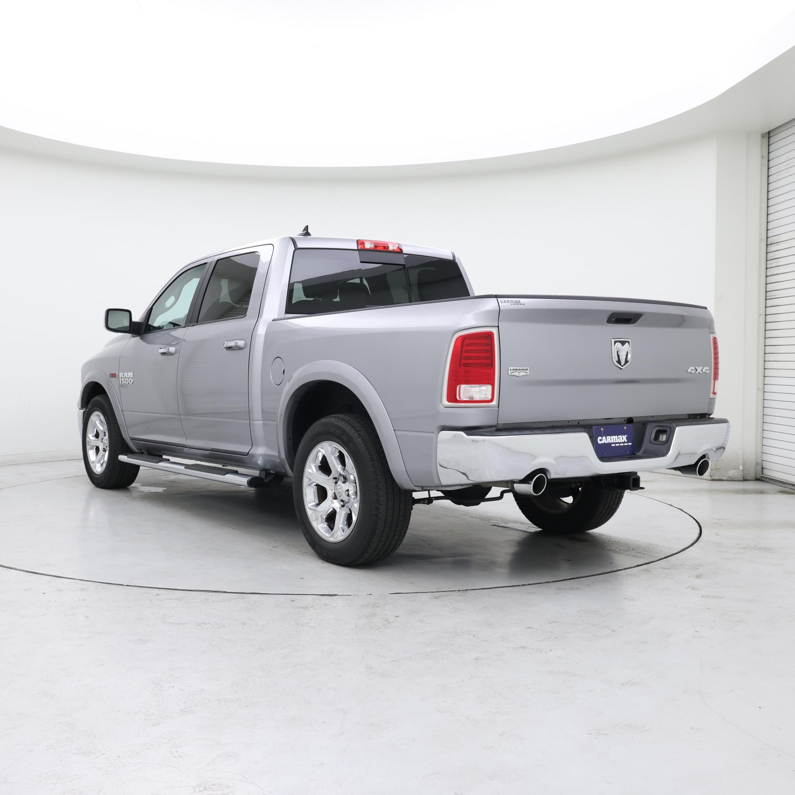 Thumbnail: 2019 RAM 1500 Classic - 2