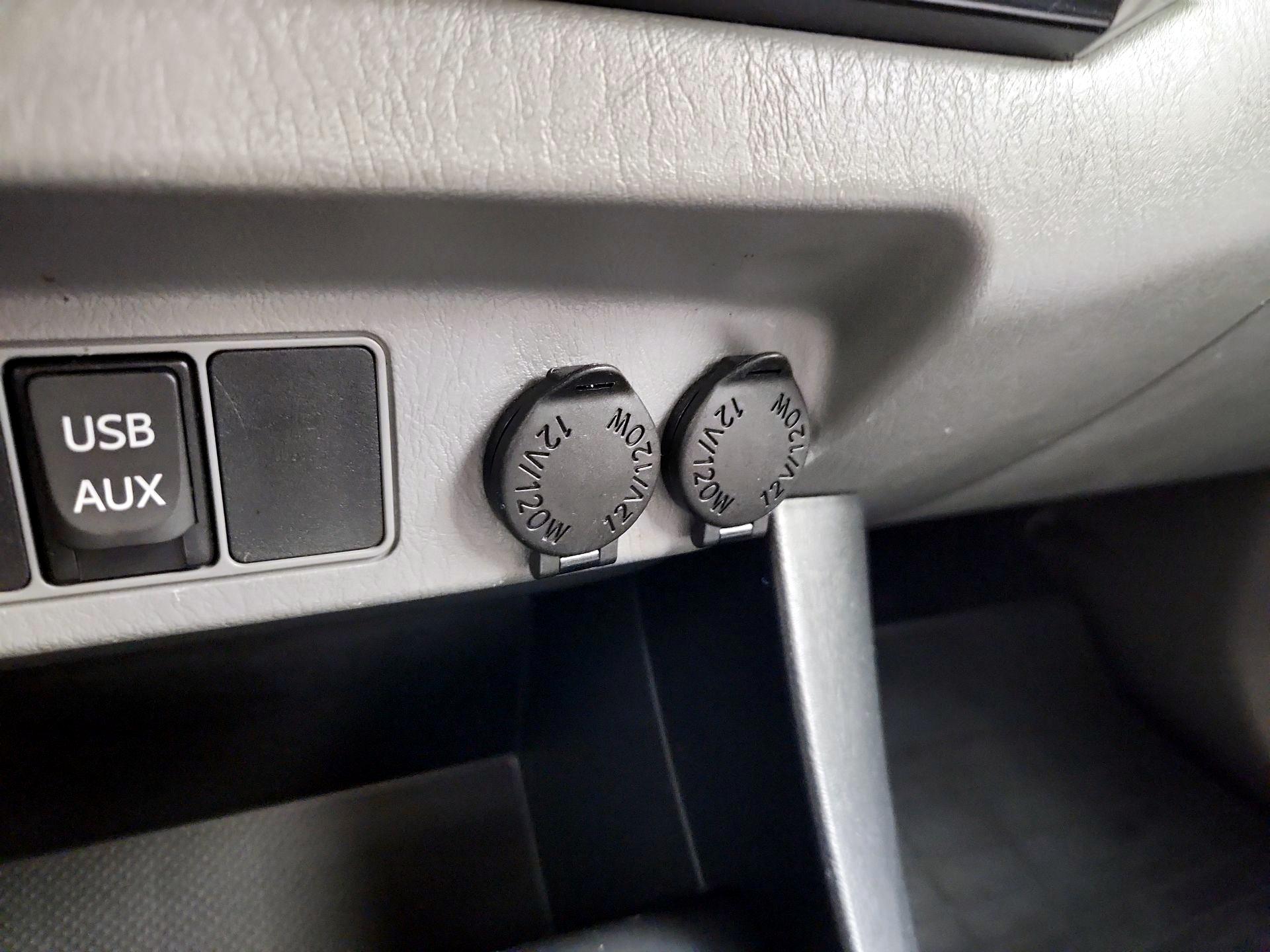 Thumbnail: 2015 Toyota Tacoma - 19
