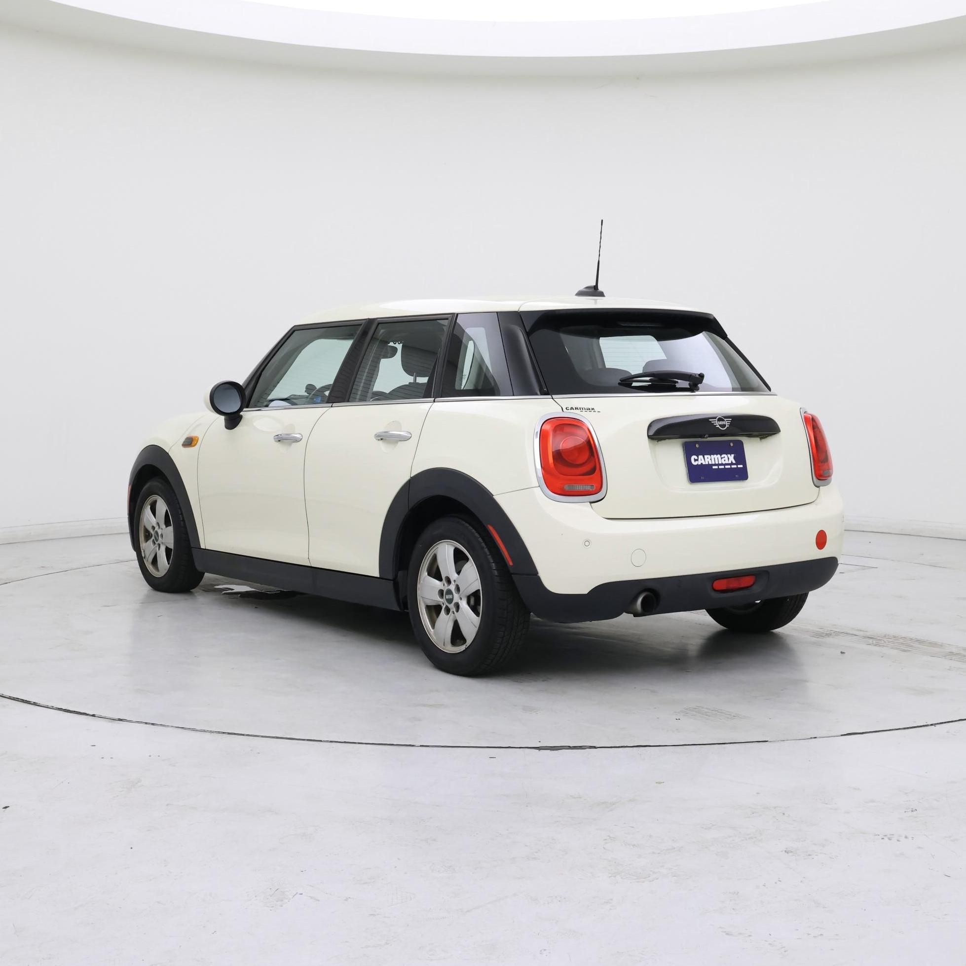 Thumbnail: 2019 MINI Cooper Hardtop - 2