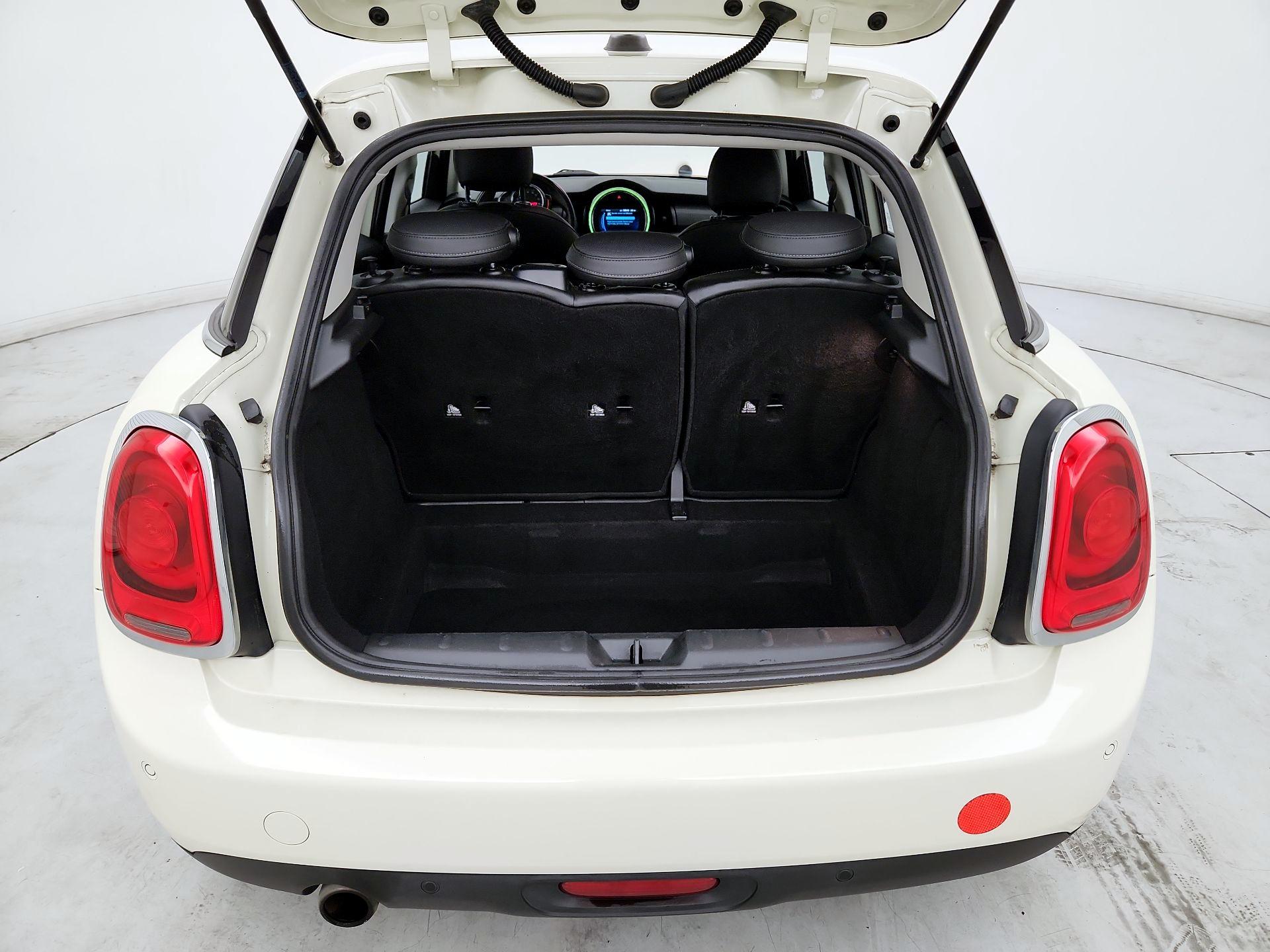 Thumbnail: 2019 MINI Cooper Hardtop - 19