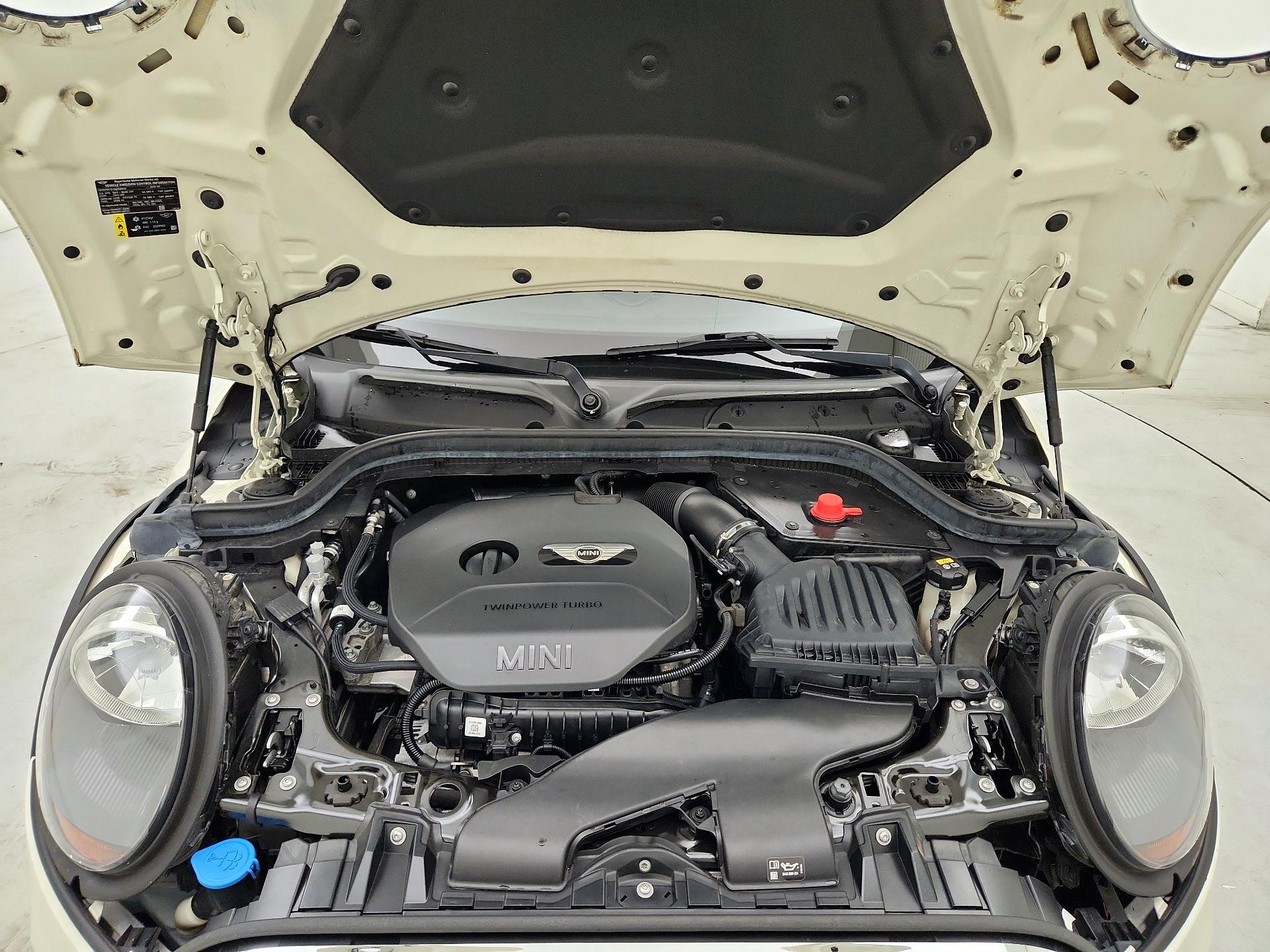 Thumbnail: 2019 MINI Cooper Hardtop - 20