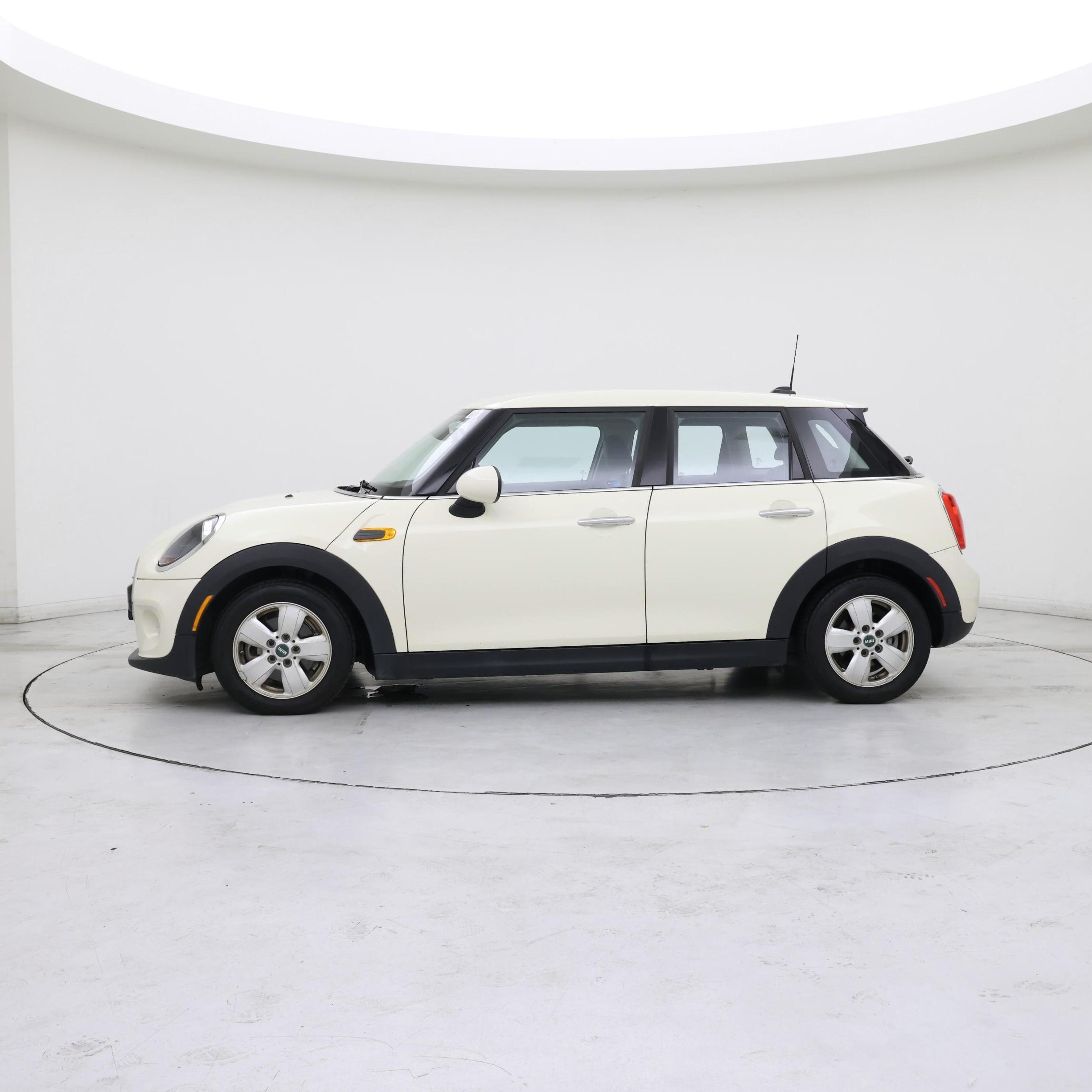 Thumbnail: 2019 MINI Cooper Hardtop - 3