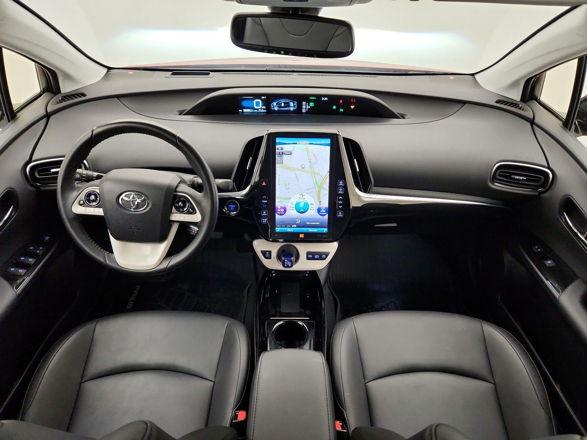 Thumbnail: 2017 Toyota Prius Prime - 9