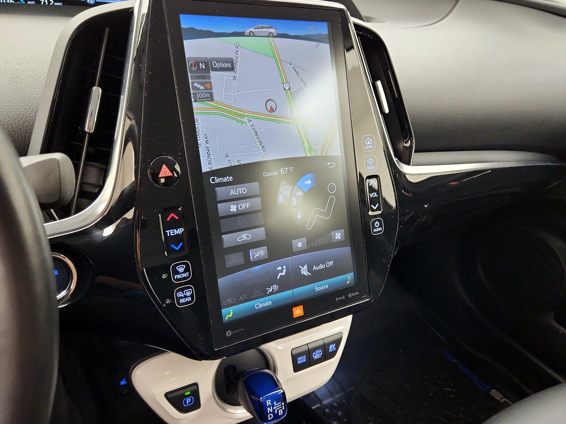 Thumbnail: 2017 Toyota Prius Prime - 17