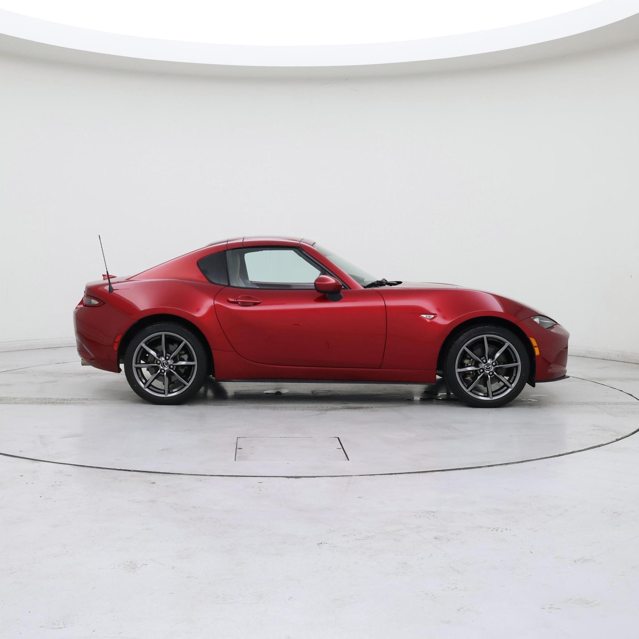 Thumbnail: 2019 Mazda MX-5 Miata - 7