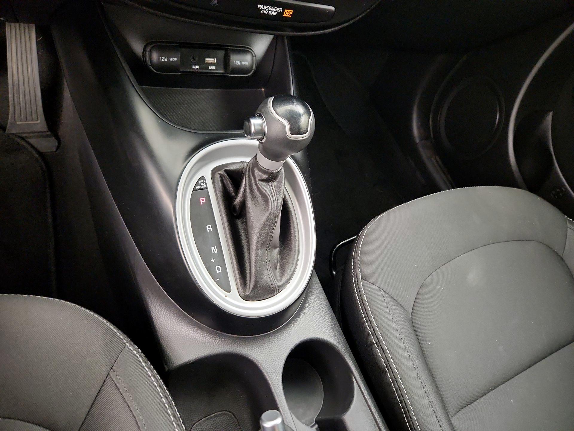 Thumbnail: 2019 Kia Soul - 17