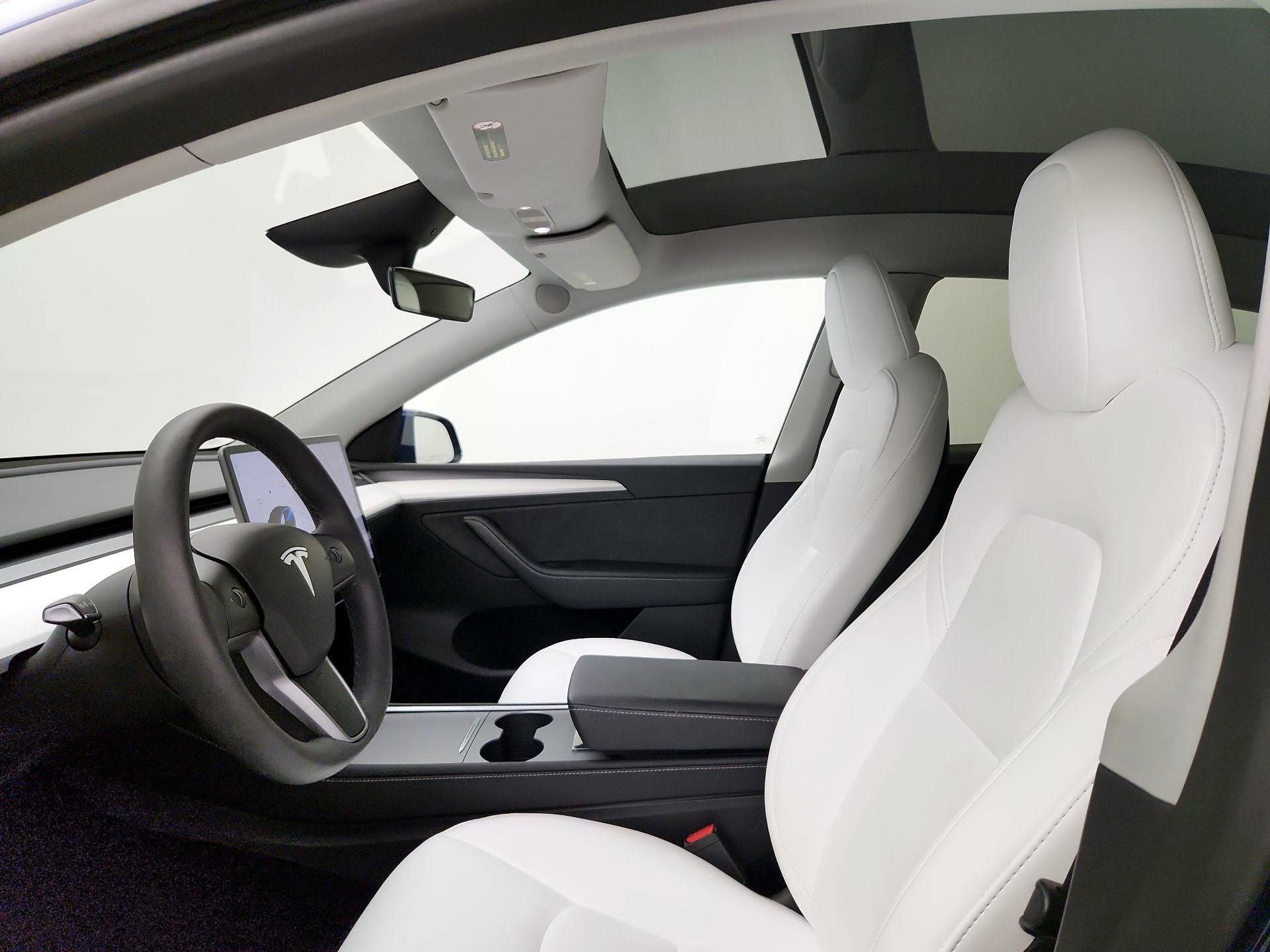 Thumbnail: 2024 Tesla Model Y - 19