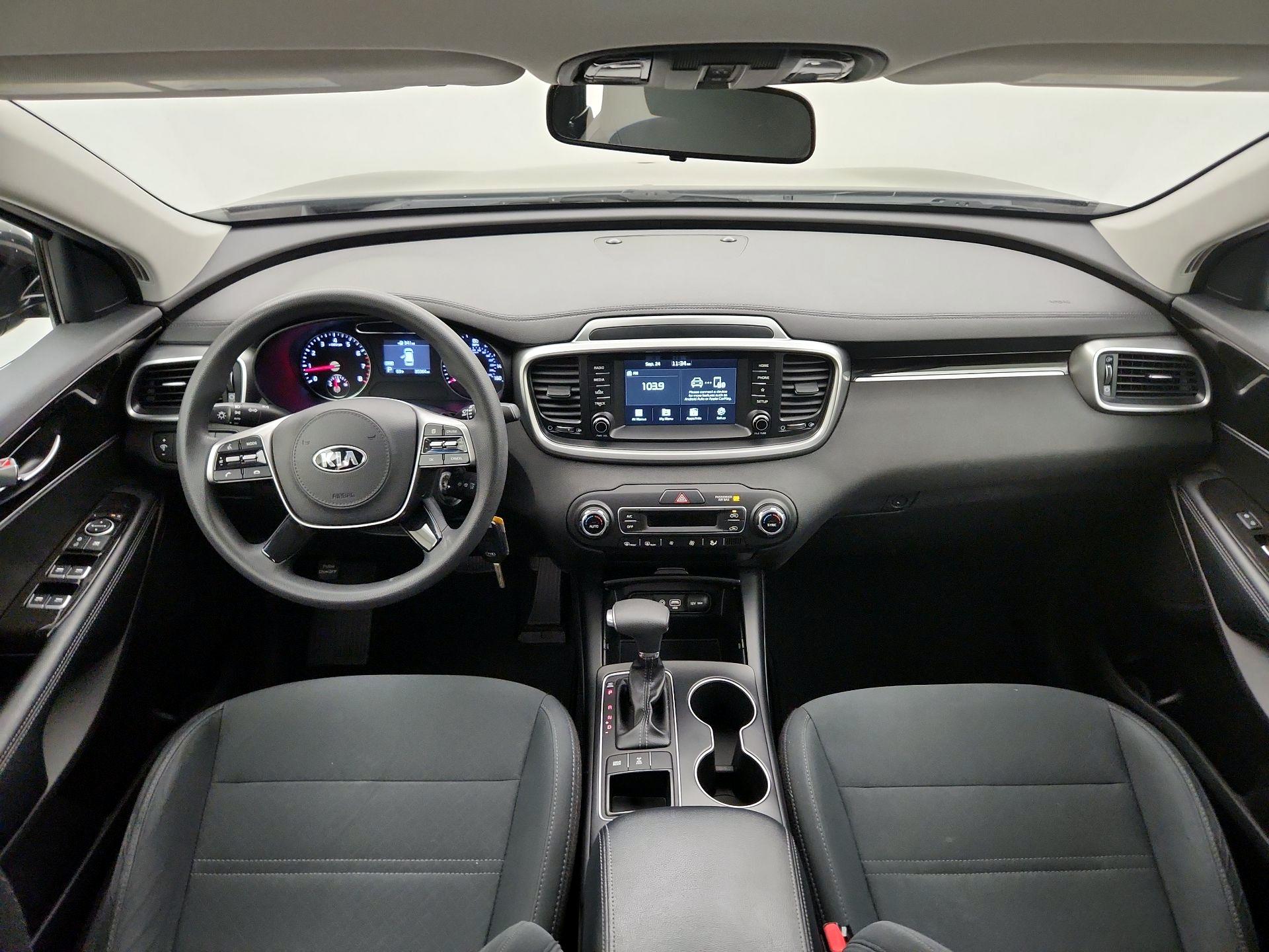 Thumbnail: 2019 Kia Sorento - 9