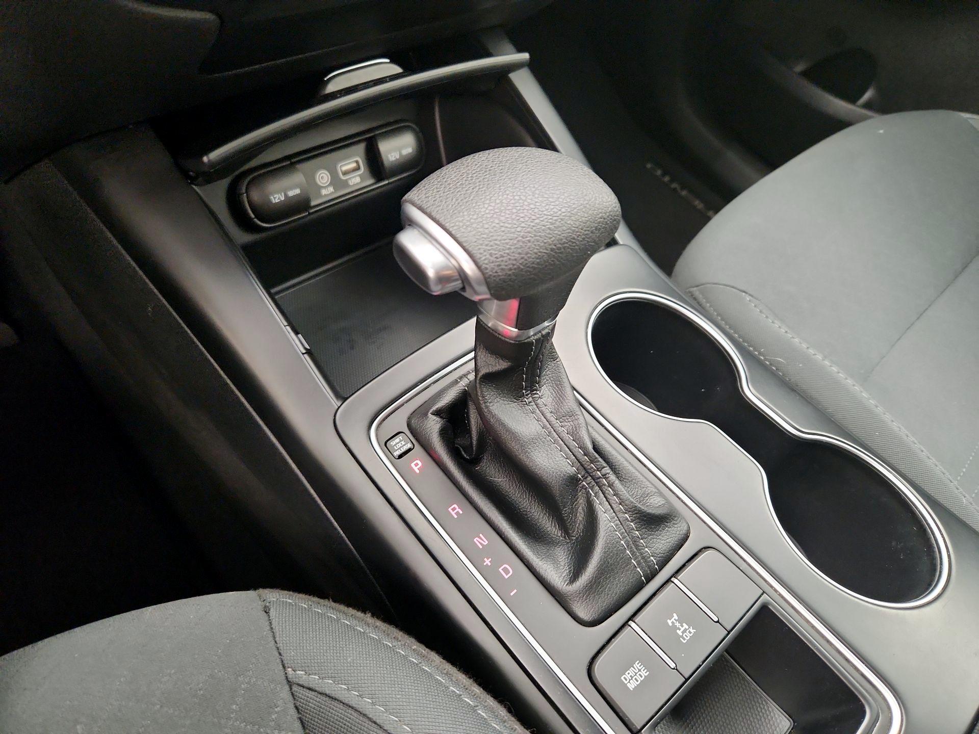 Thumbnail: 2019 Kia Sorento - 17