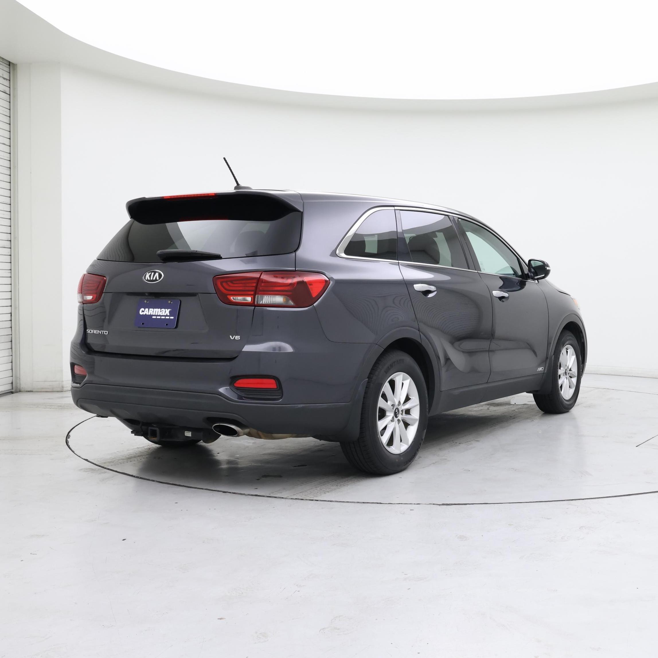 Thumbnail: 2019 Kia Sorento - 8