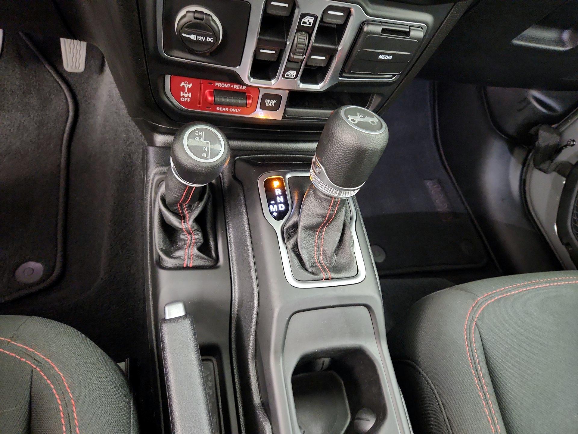 Thumbnail: 2020 Jeep Wrangler - 18