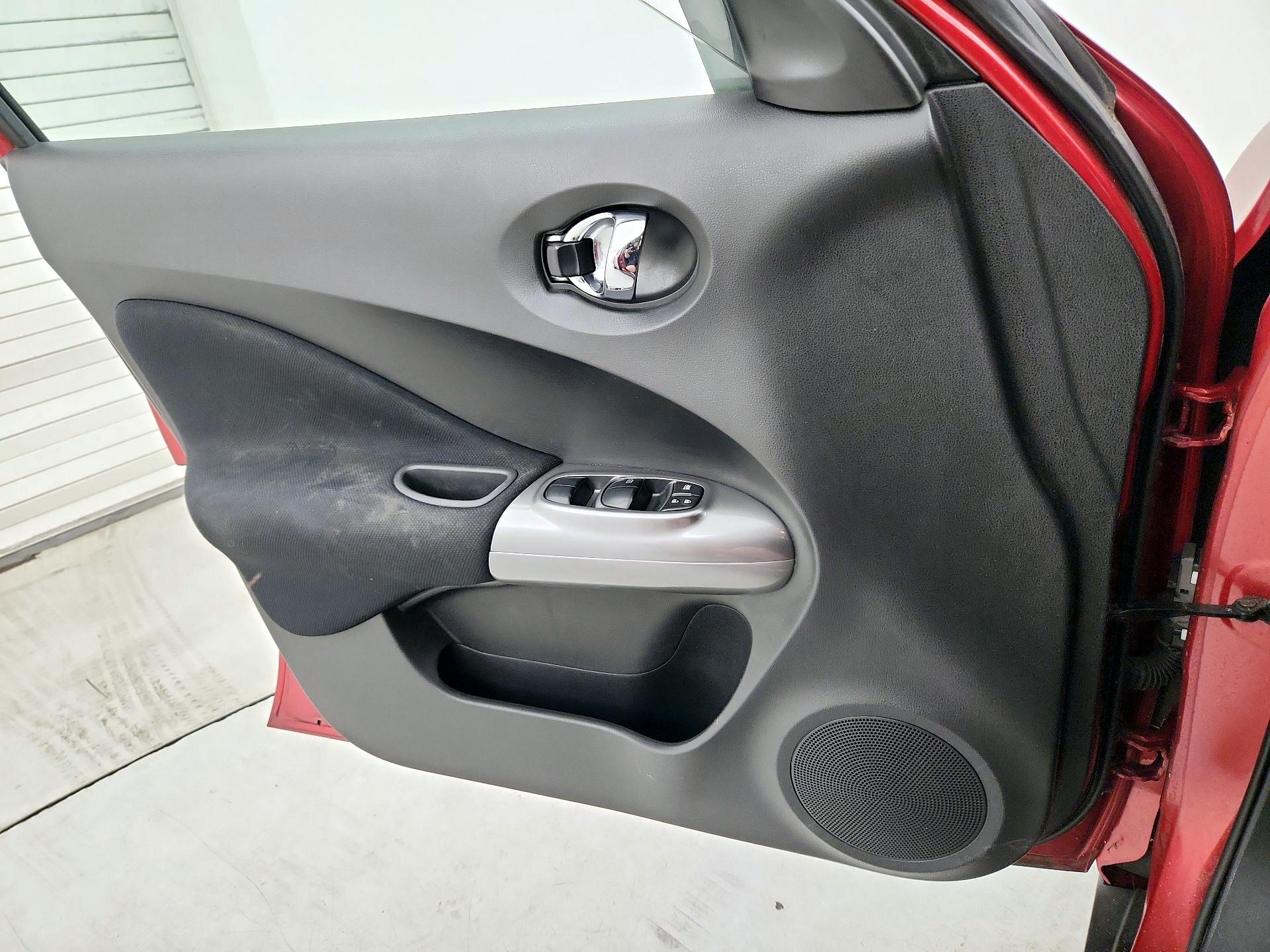 Thumbnail: 2016 Nissan Juke - 12