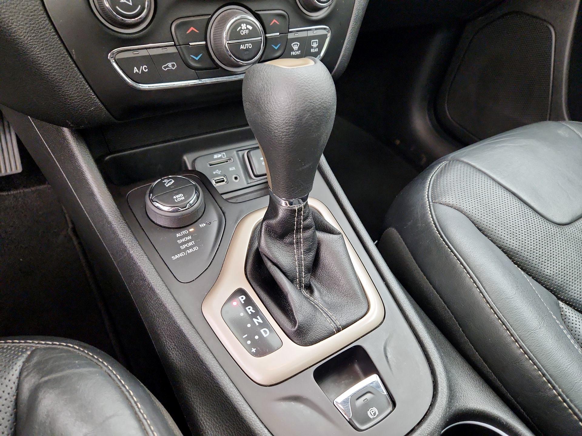 Thumbnail: 2014 Jeep Cherokee - 18