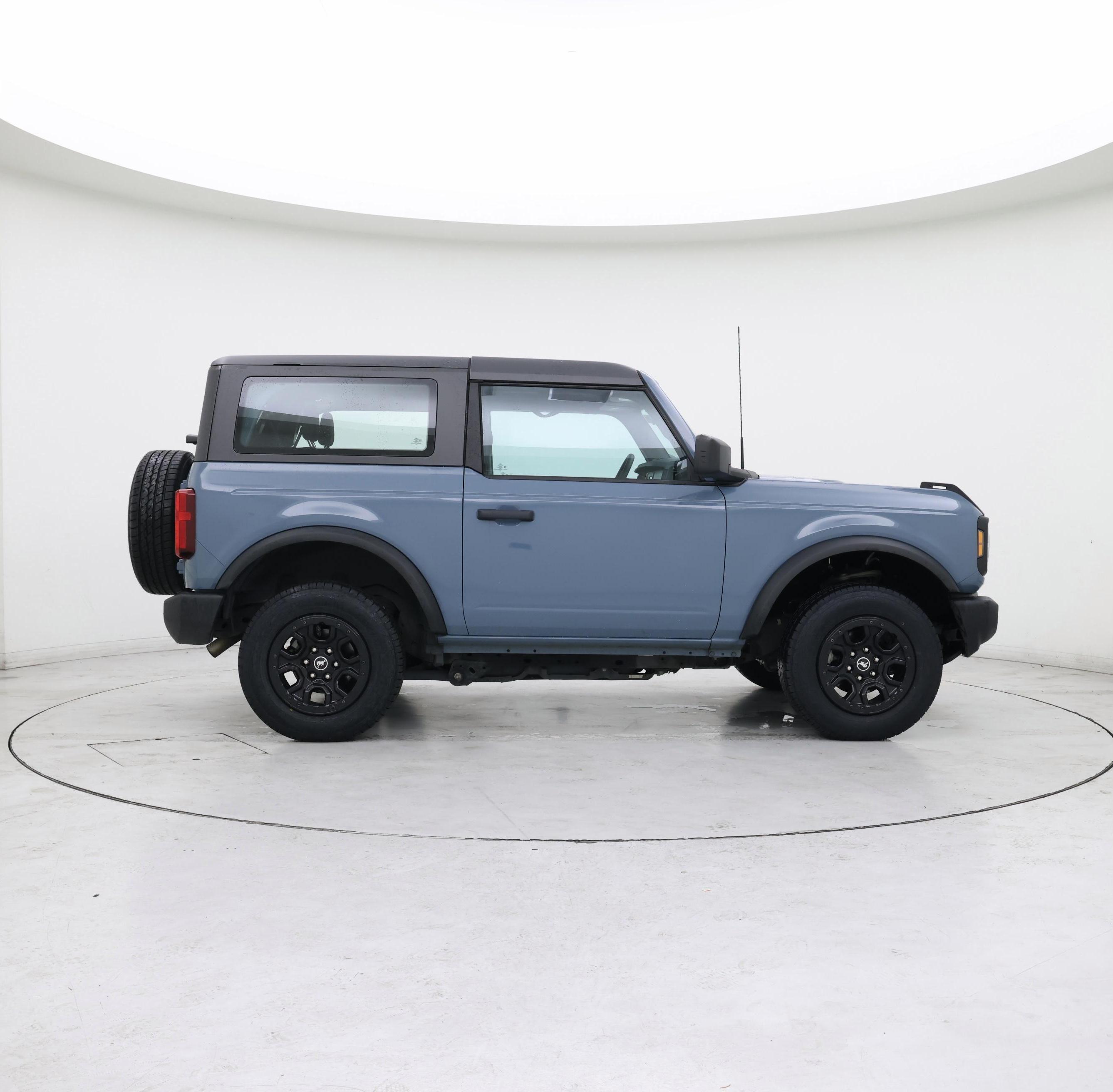 Thumbnail: 2023 Ford Bronco - 7