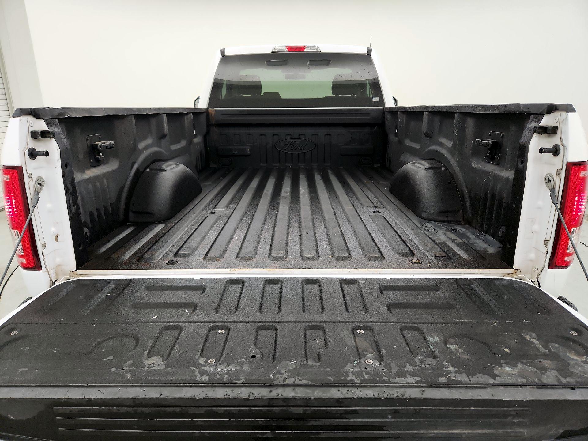 Thumbnail: 2016 Ford F-150 - 19