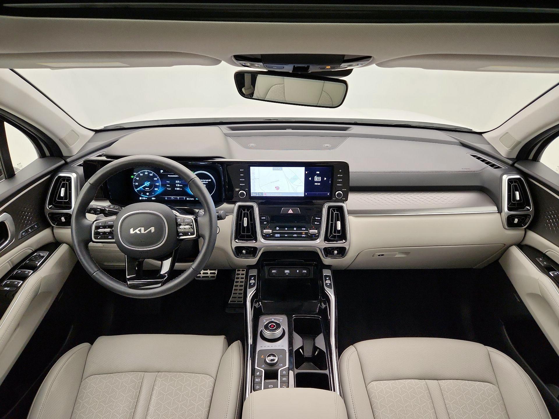 Thumbnail: 2023 Kia Sorento - 9
