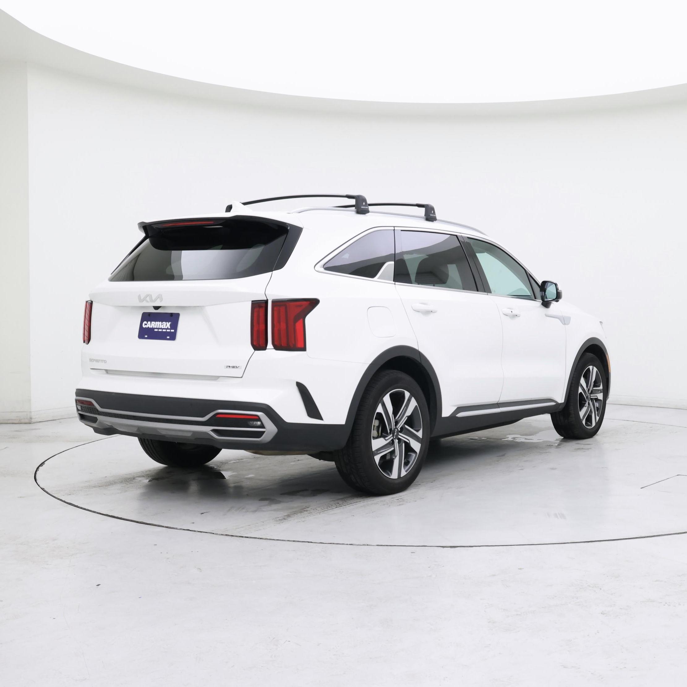 Thumbnail: 2023 Kia Sorento - 8