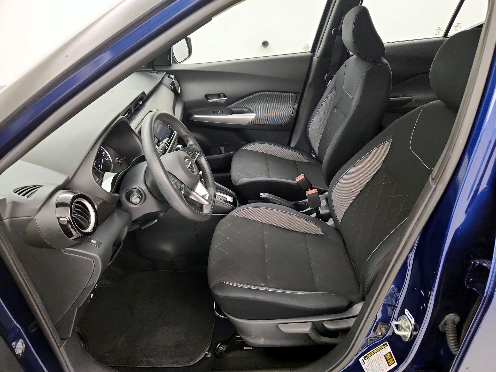 Thumbnail: 2019 Nissan Kicks - 11