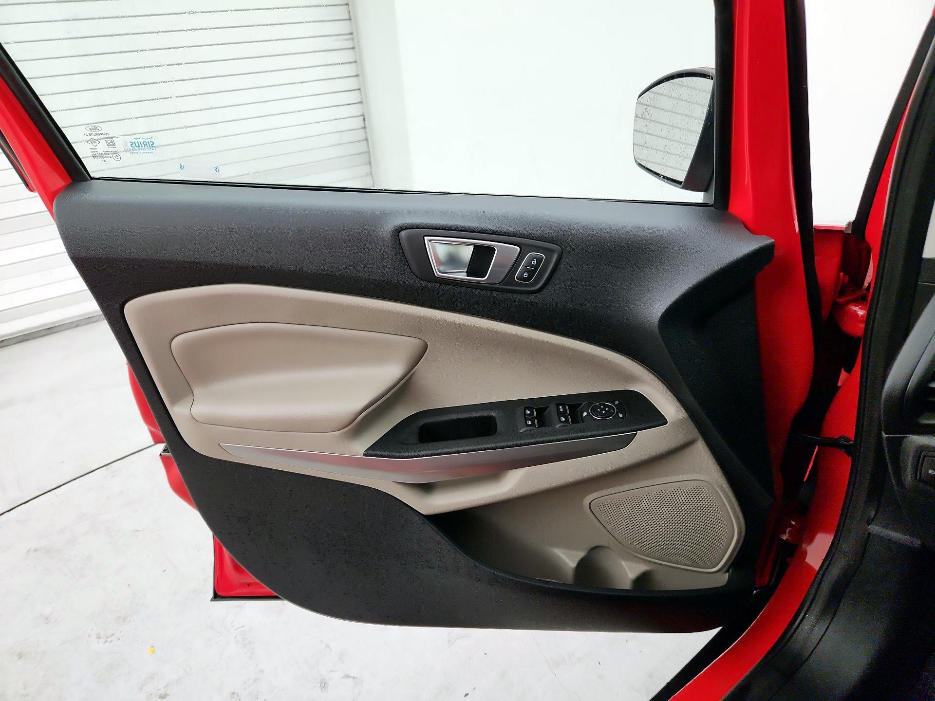 Thumbnail: 2019 Ford EcoSport - 12
