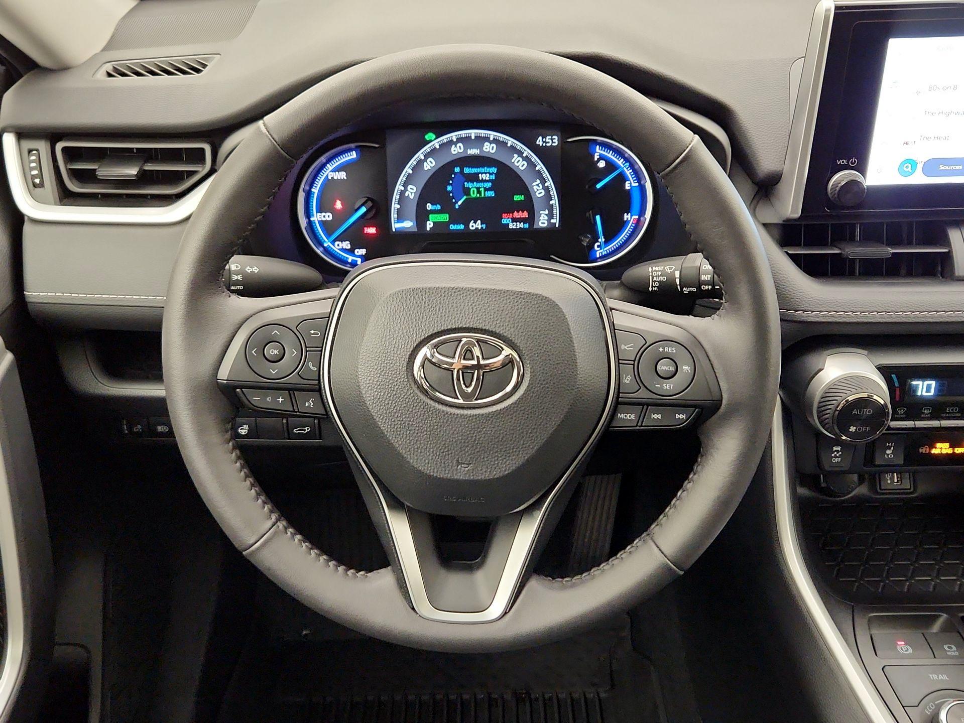 Thumbnail: 2024 Toyota RAV4 - 10