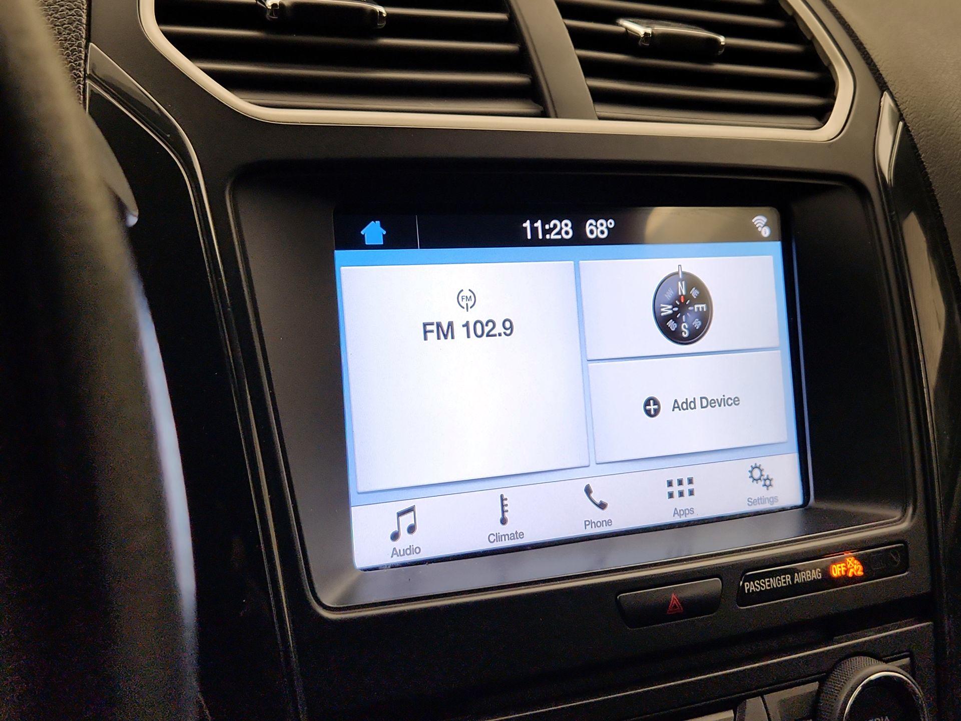 Thumbnail: 2017 Ford Explorer - 15