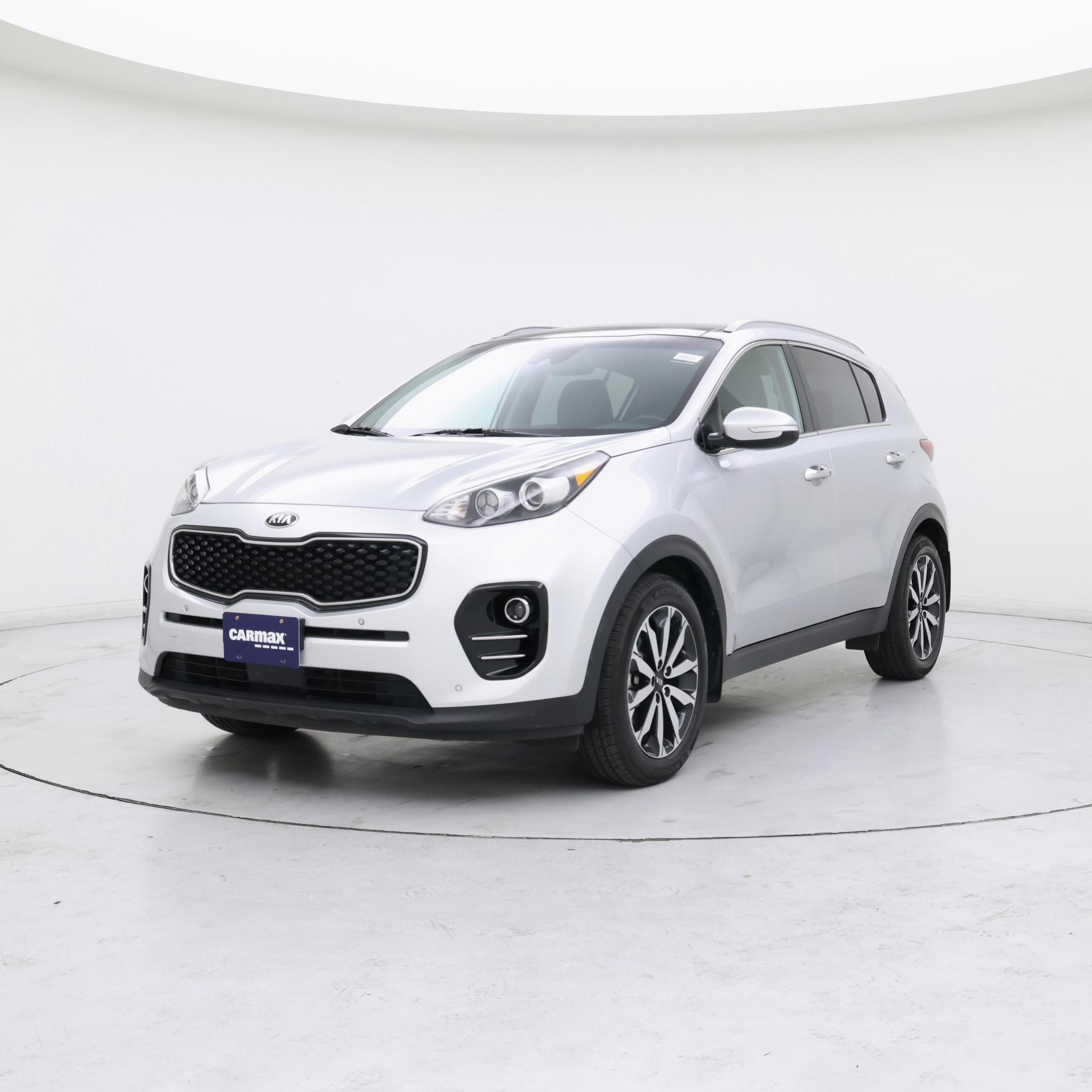 Thumbnail: 2017 Kia Sportage - 4