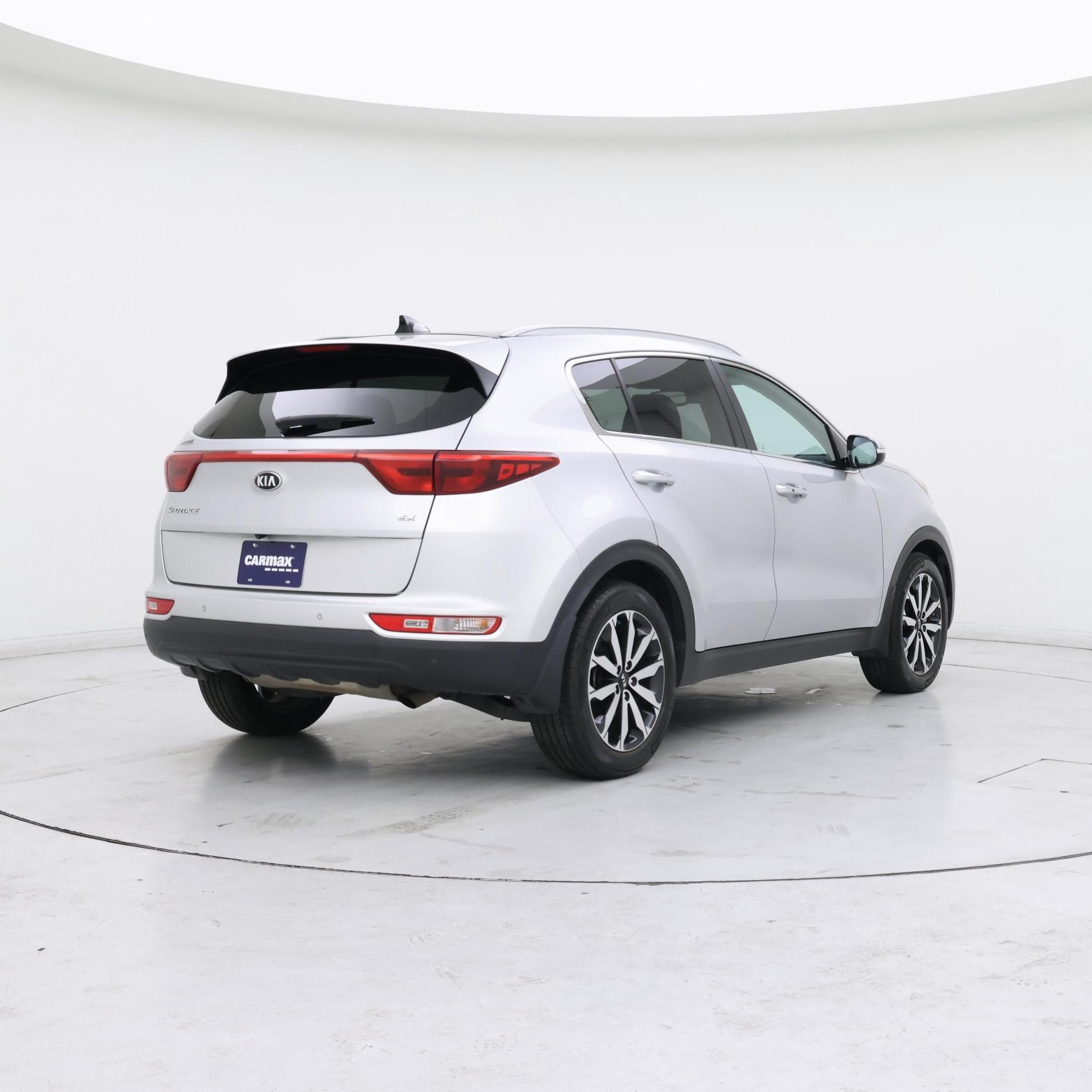 Thumbnail: 2017 Kia Sportage - 8