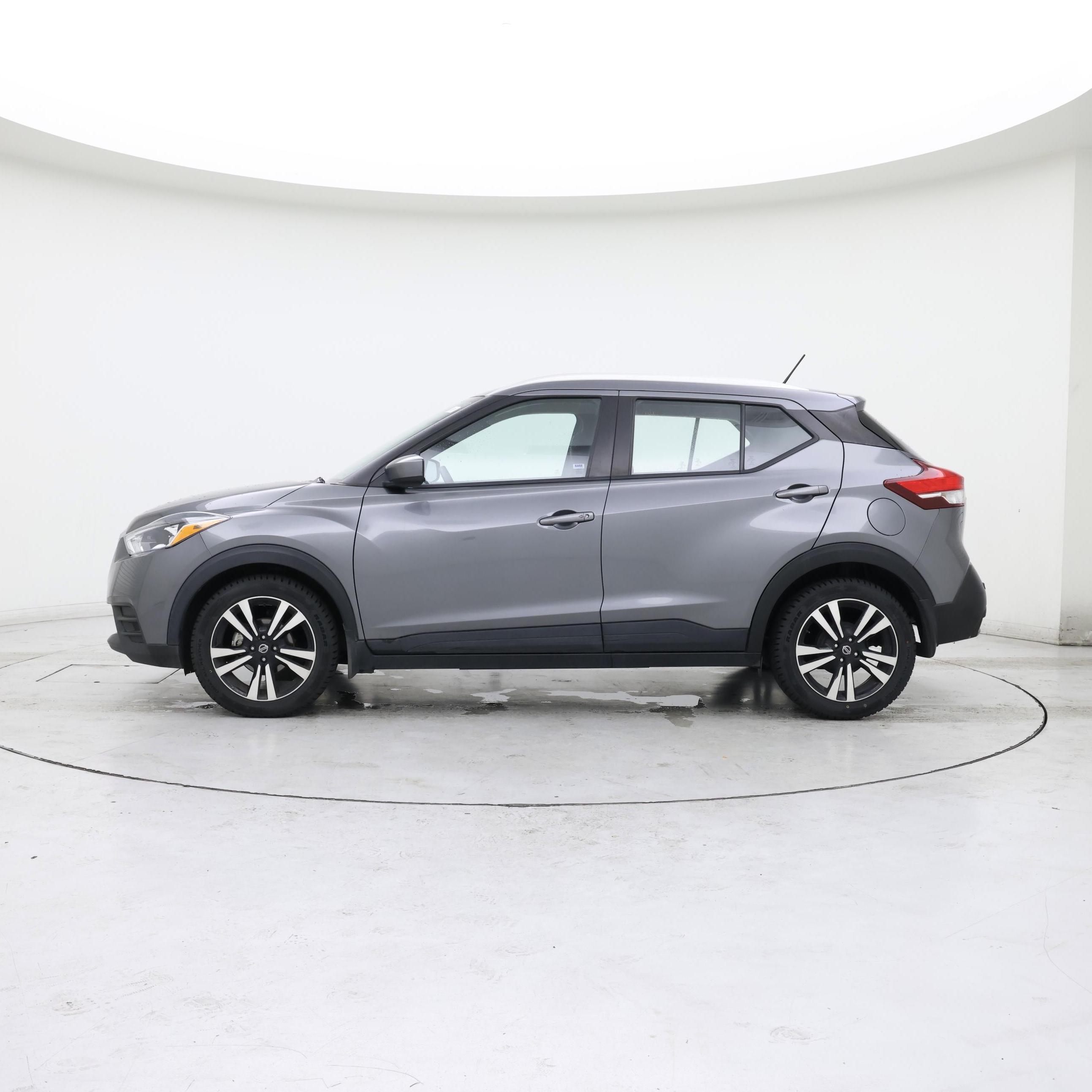 Thumbnail: 2020 Nissan Kicks - 3