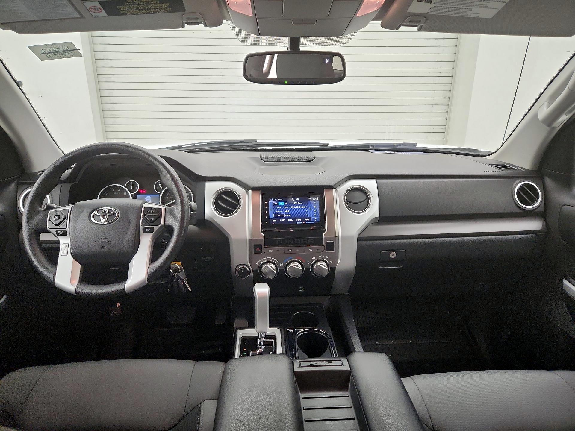 Thumbnail: 2017 Toyota Tundra - 9