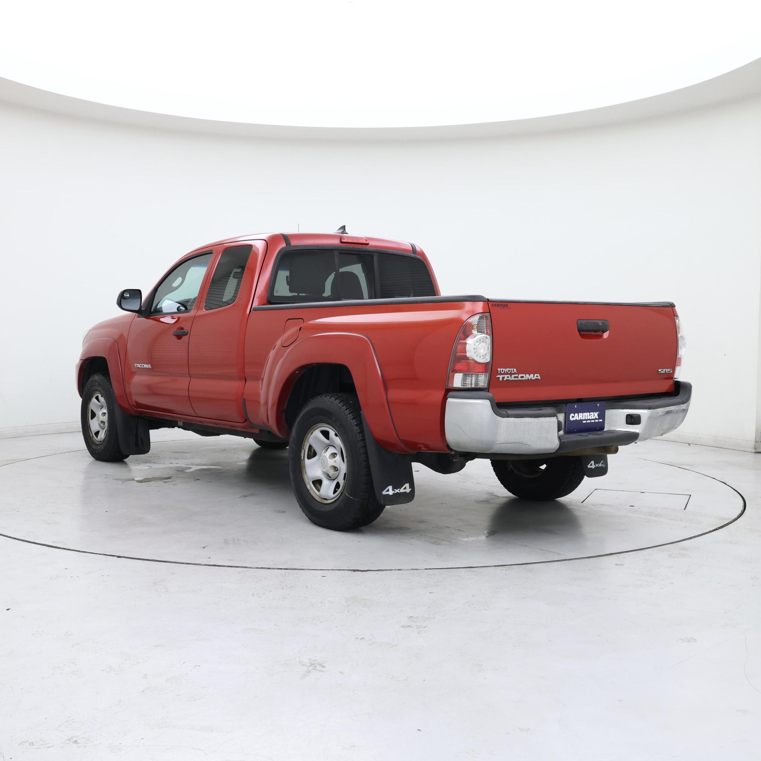 Thumbnail: 2014 Toyota Tacoma - 2
