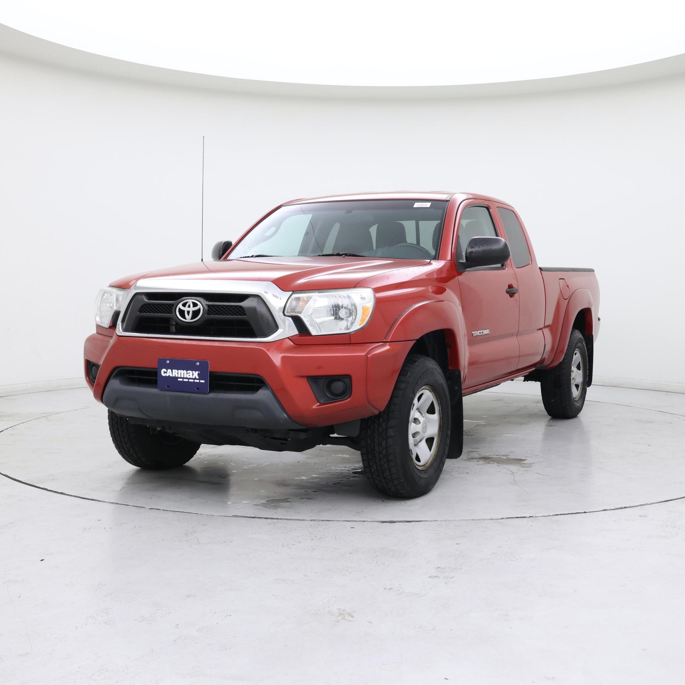 Thumbnail: 2014 Toyota Tacoma - 4