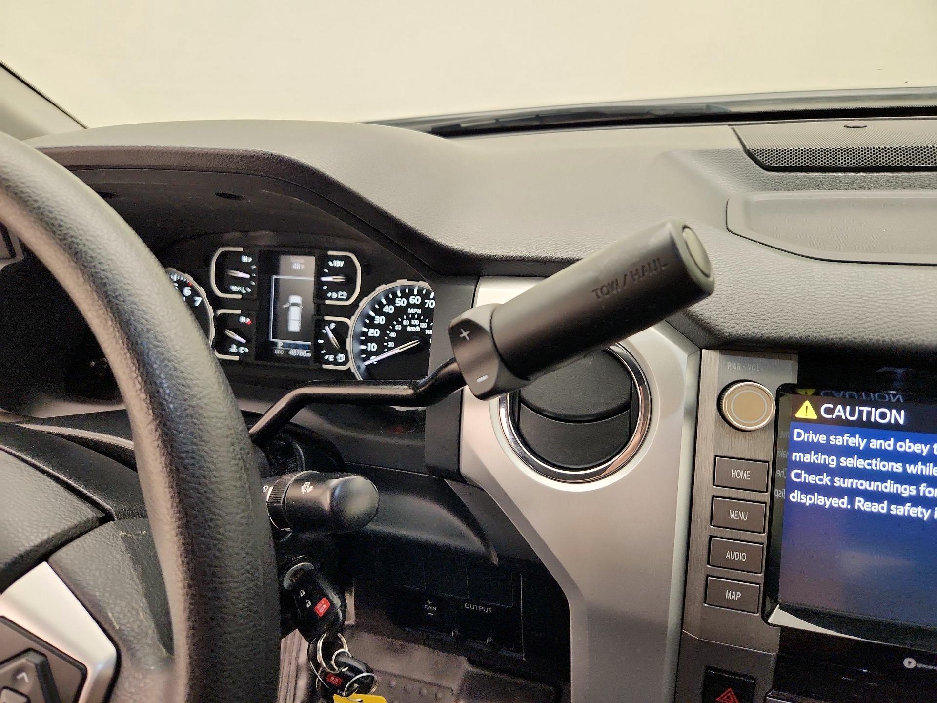 Thumbnail: 2021 Toyota Tundra - 17
