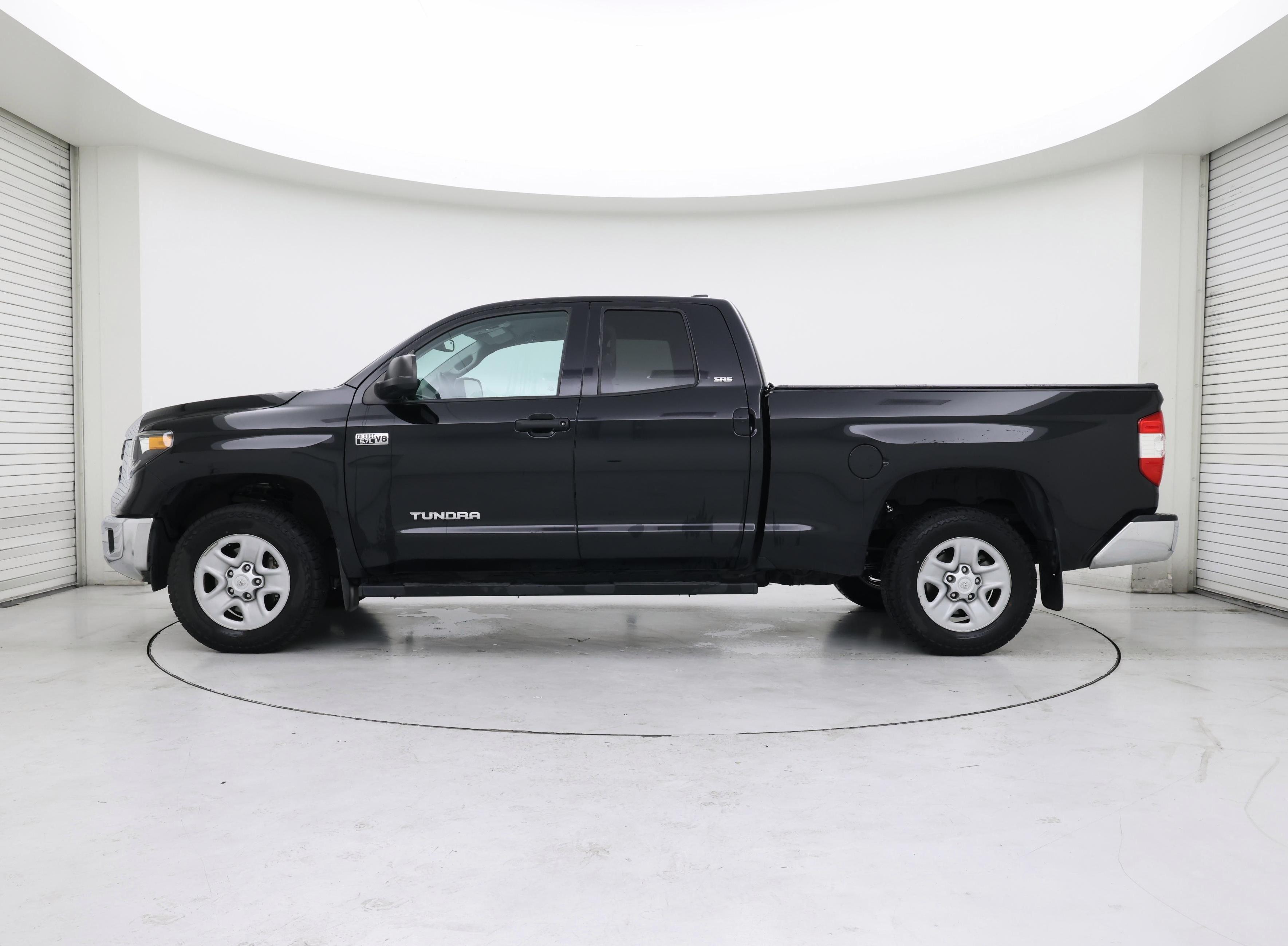 Thumbnail: 2021 Toyota Tundra - 3