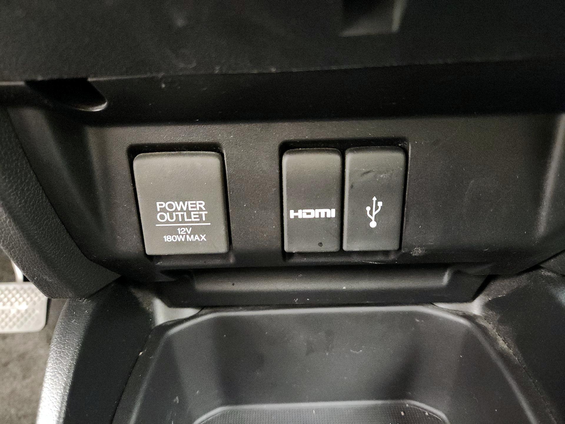 Thumbnail: 2016 Honda Fit - 18