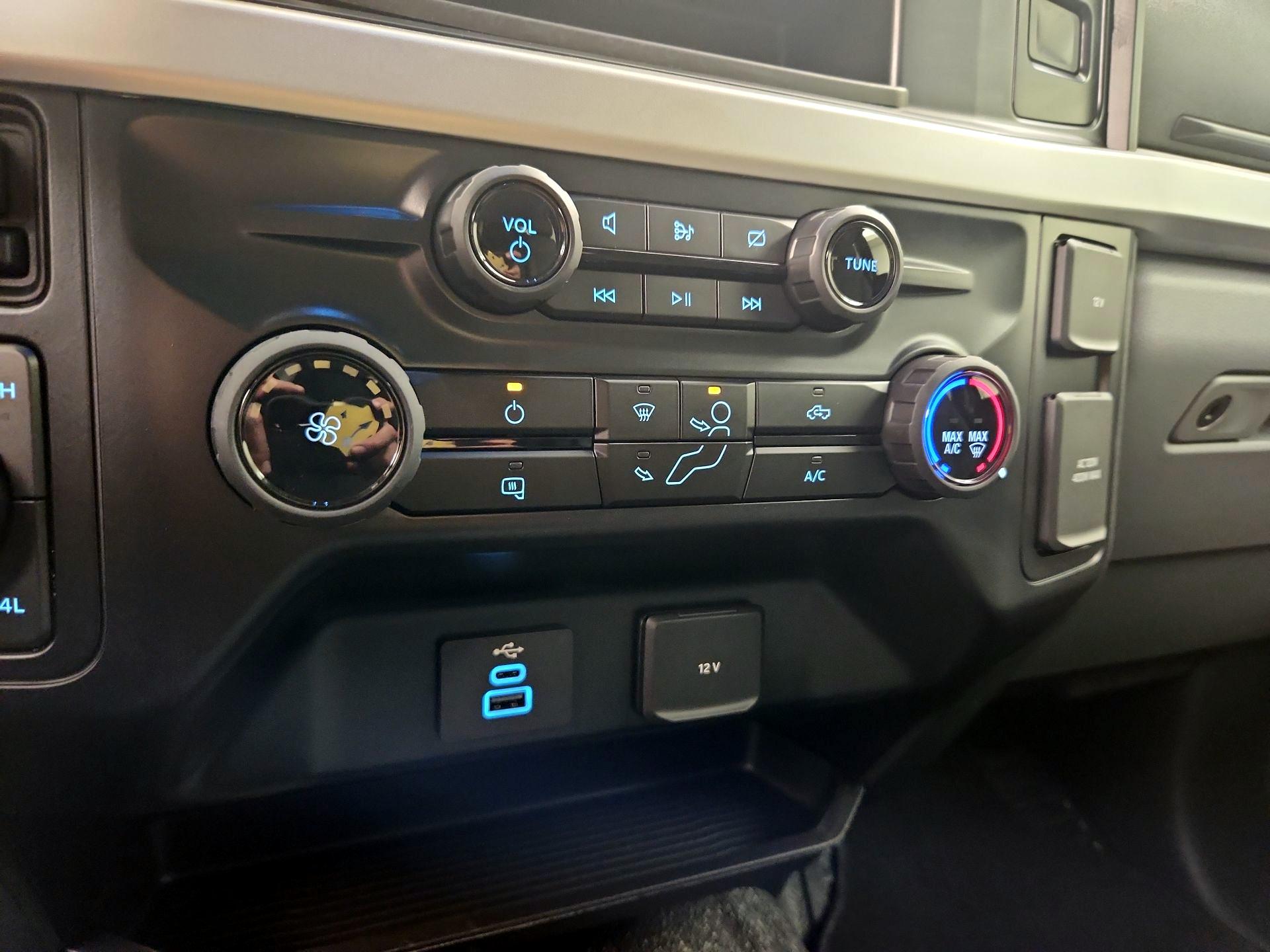 Thumbnail: 2024 Ford F-350 - 16