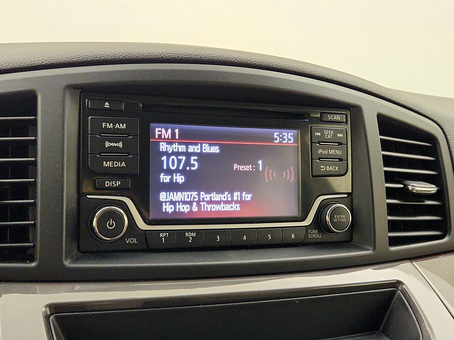Thumbnail: 2015 Nissan Quest - 15
