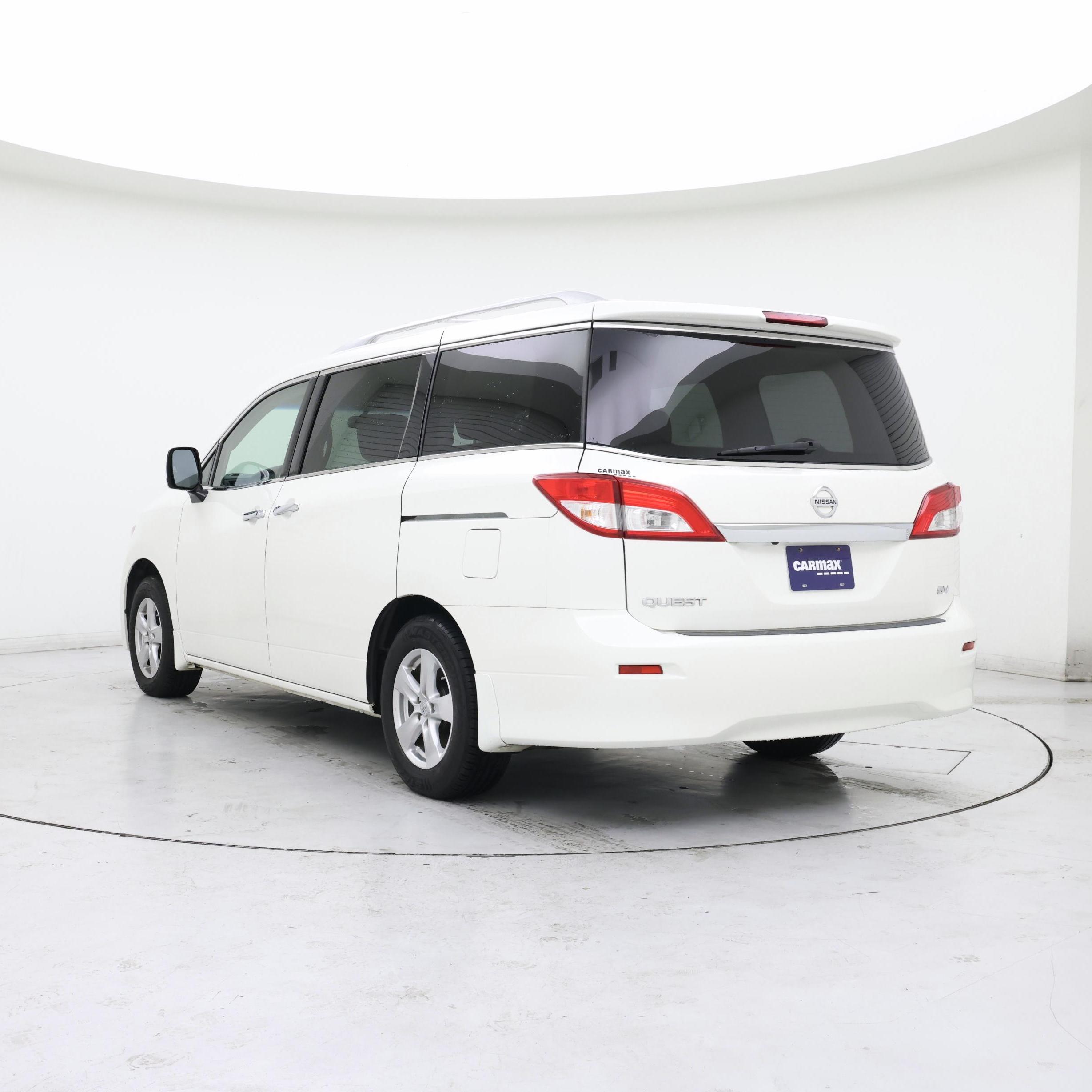 Thumbnail: 2015 Nissan Quest - 2