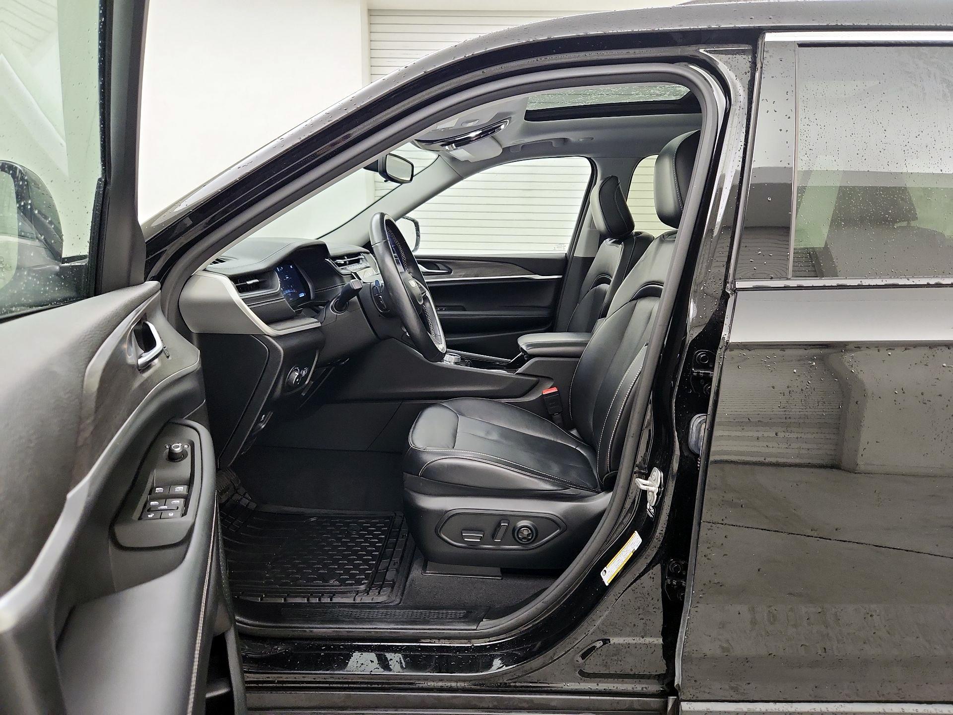 Thumbnail: 2021 Jeep Grand Cherokee L - 11