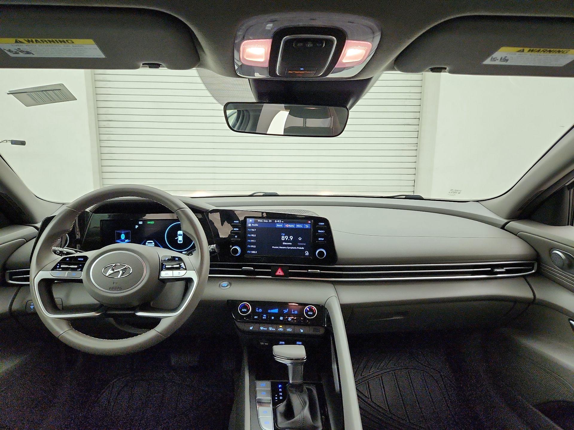 Thumbnail: 2021 Hyundai Elantra - 9