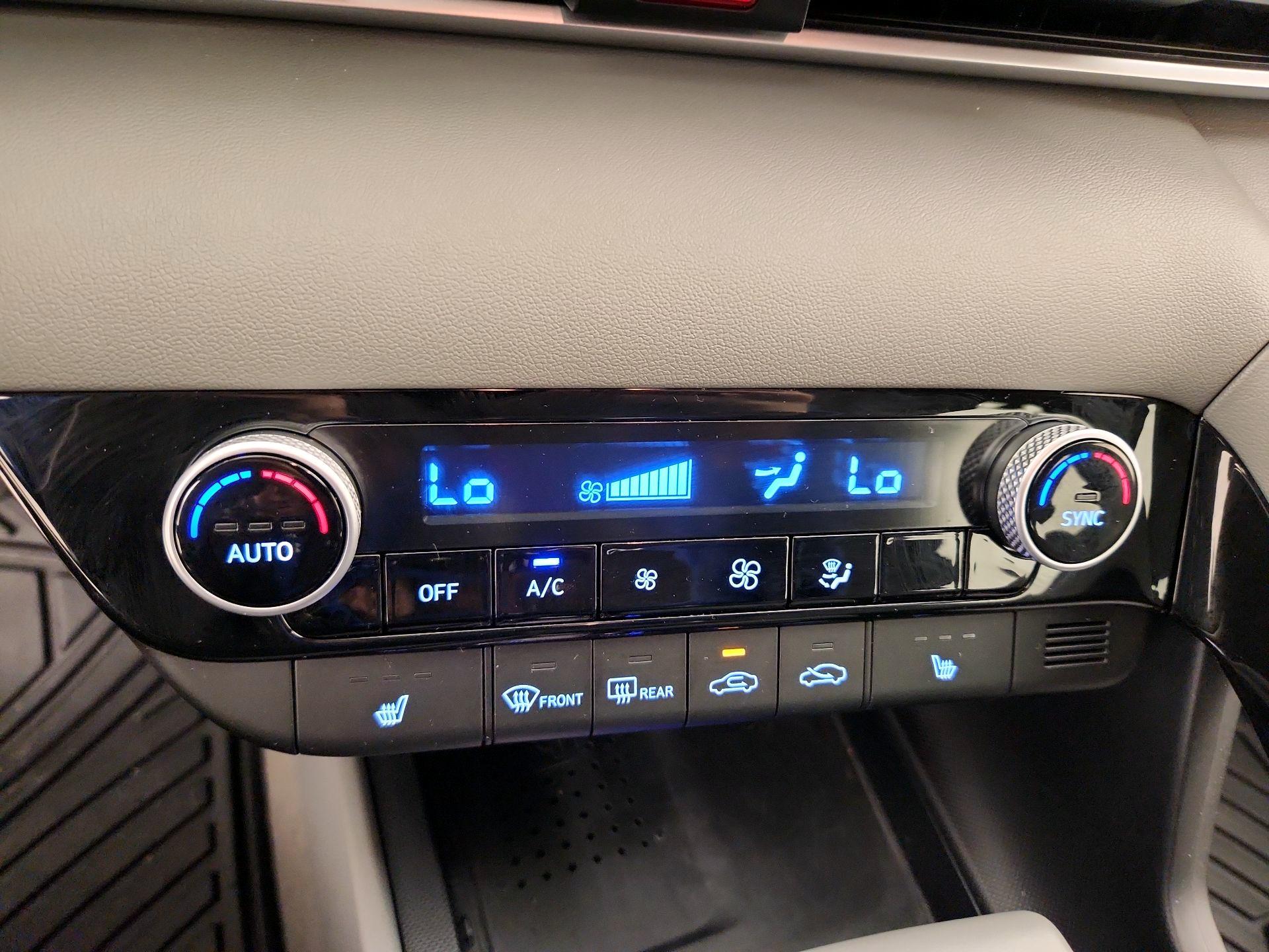 Thumbnail: 2021 Hyundai Elantra - 16