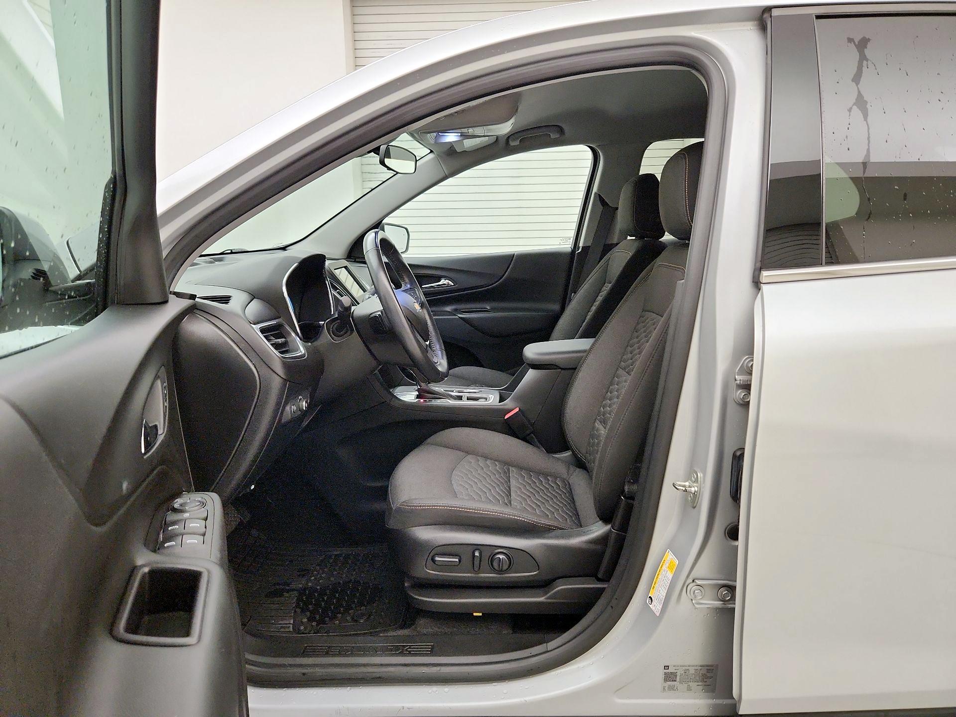 Thumbnail: 2019 Chevrolet Equinox - 11