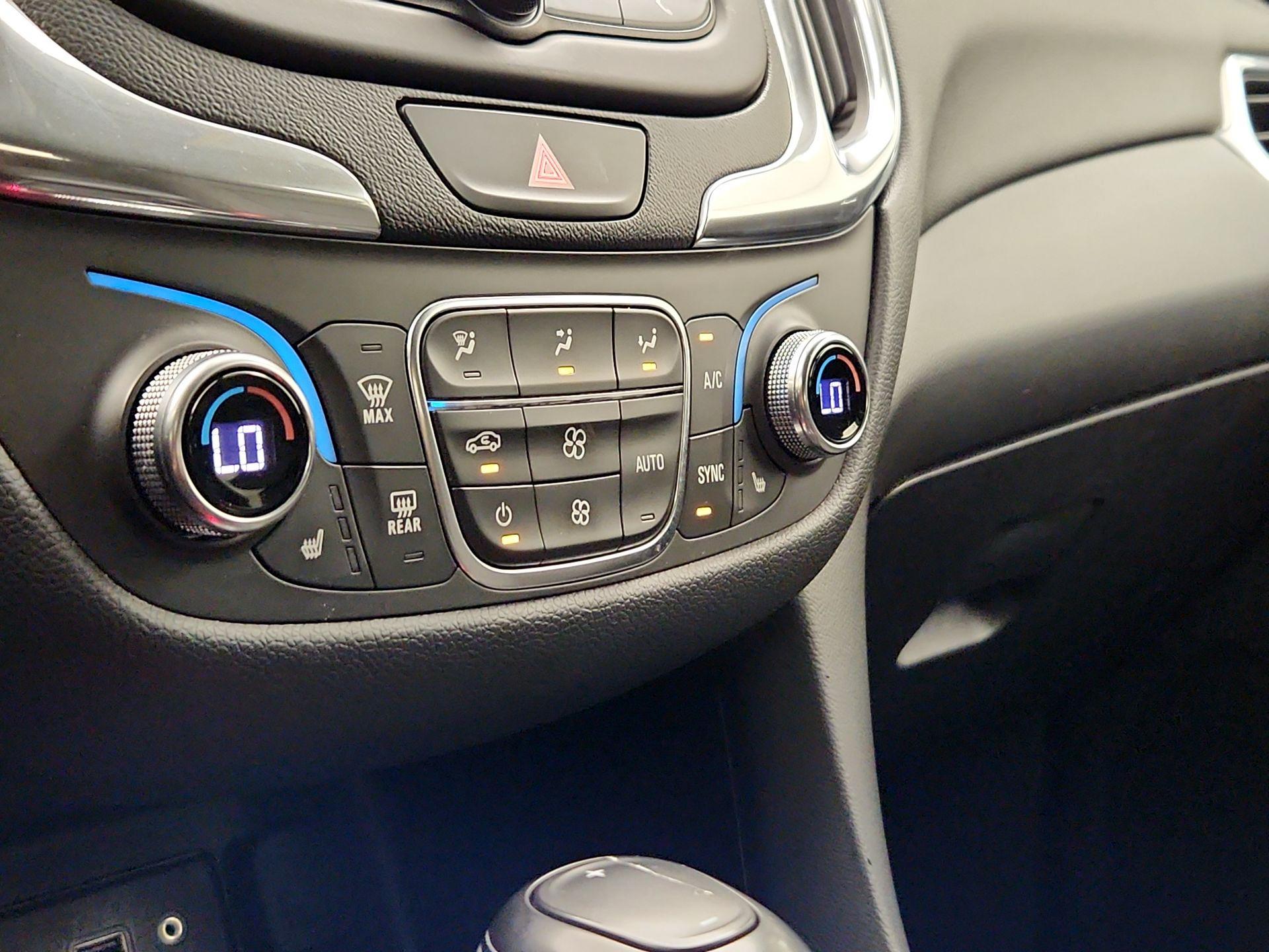 Thumbnail: 2019 Chevrolet Equinox - 16