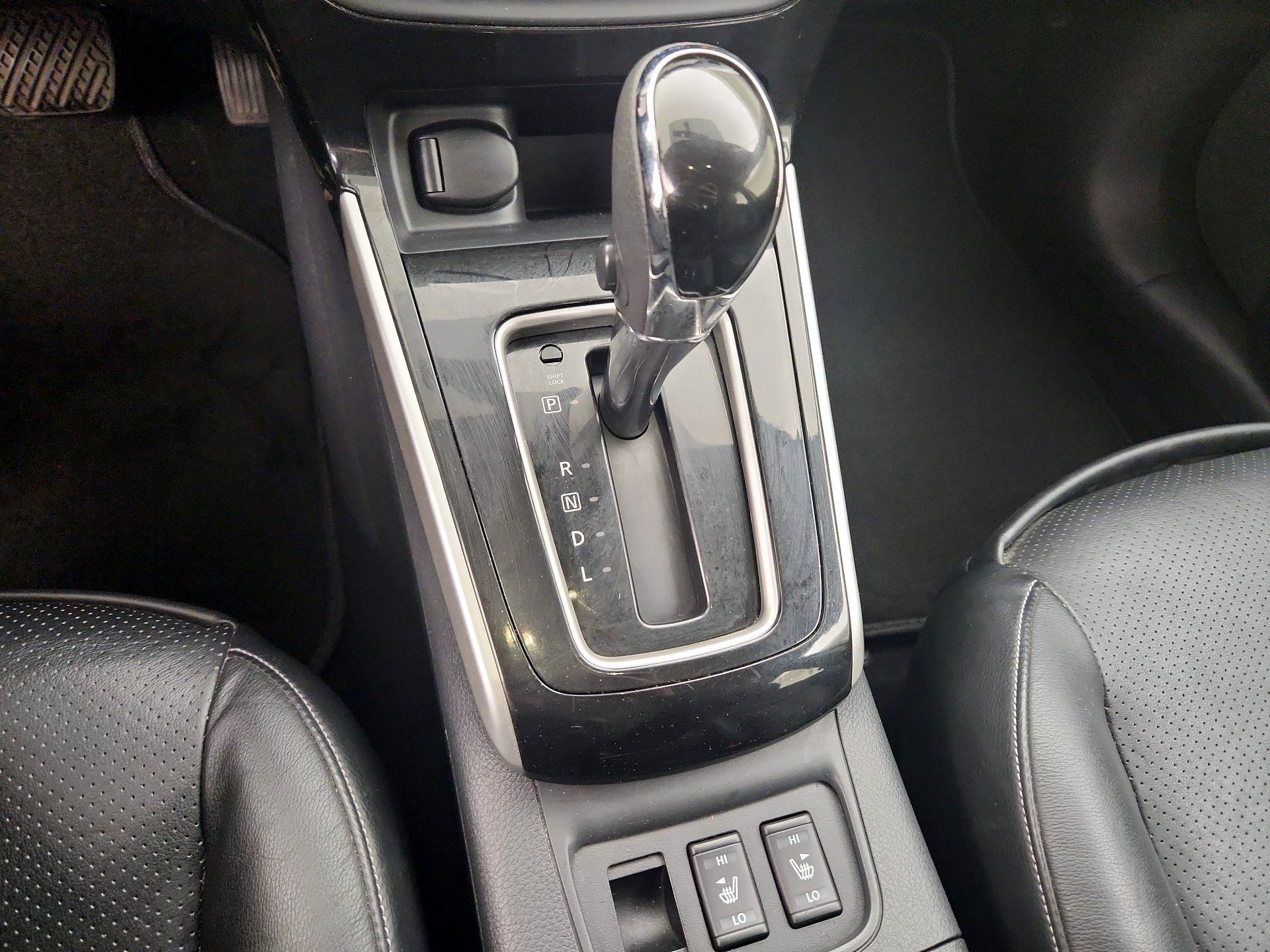 Thumbnail: 2016 Nissan Sentra - 18
